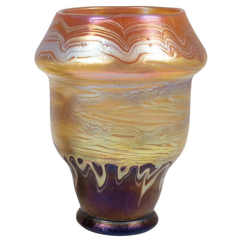 Vase en verre de Bohême Loetz PG 358 Decor circa 1900 Art Nouveau Signé en vente