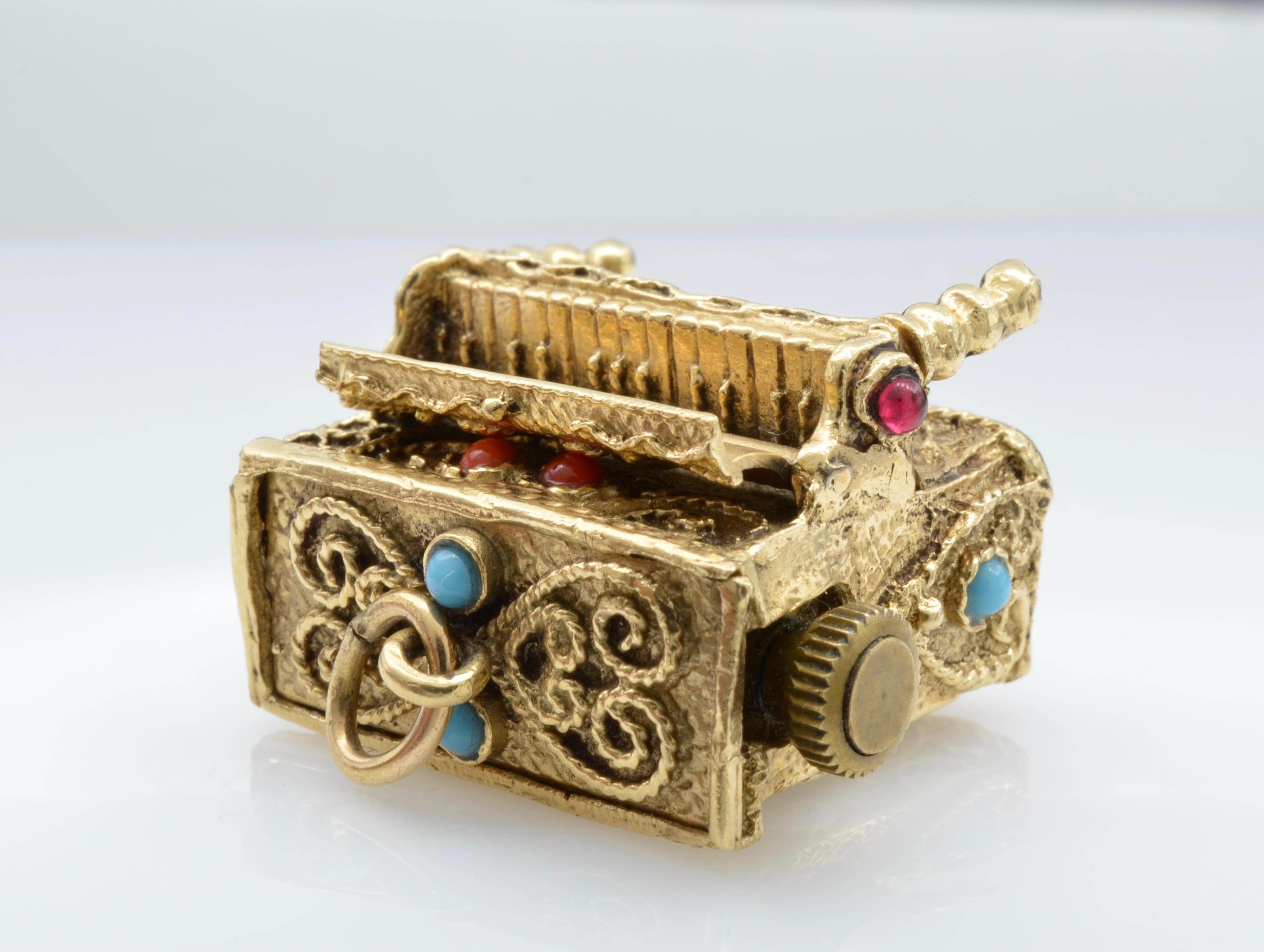 Bohemian Gold Piano Music Box Pendant 4