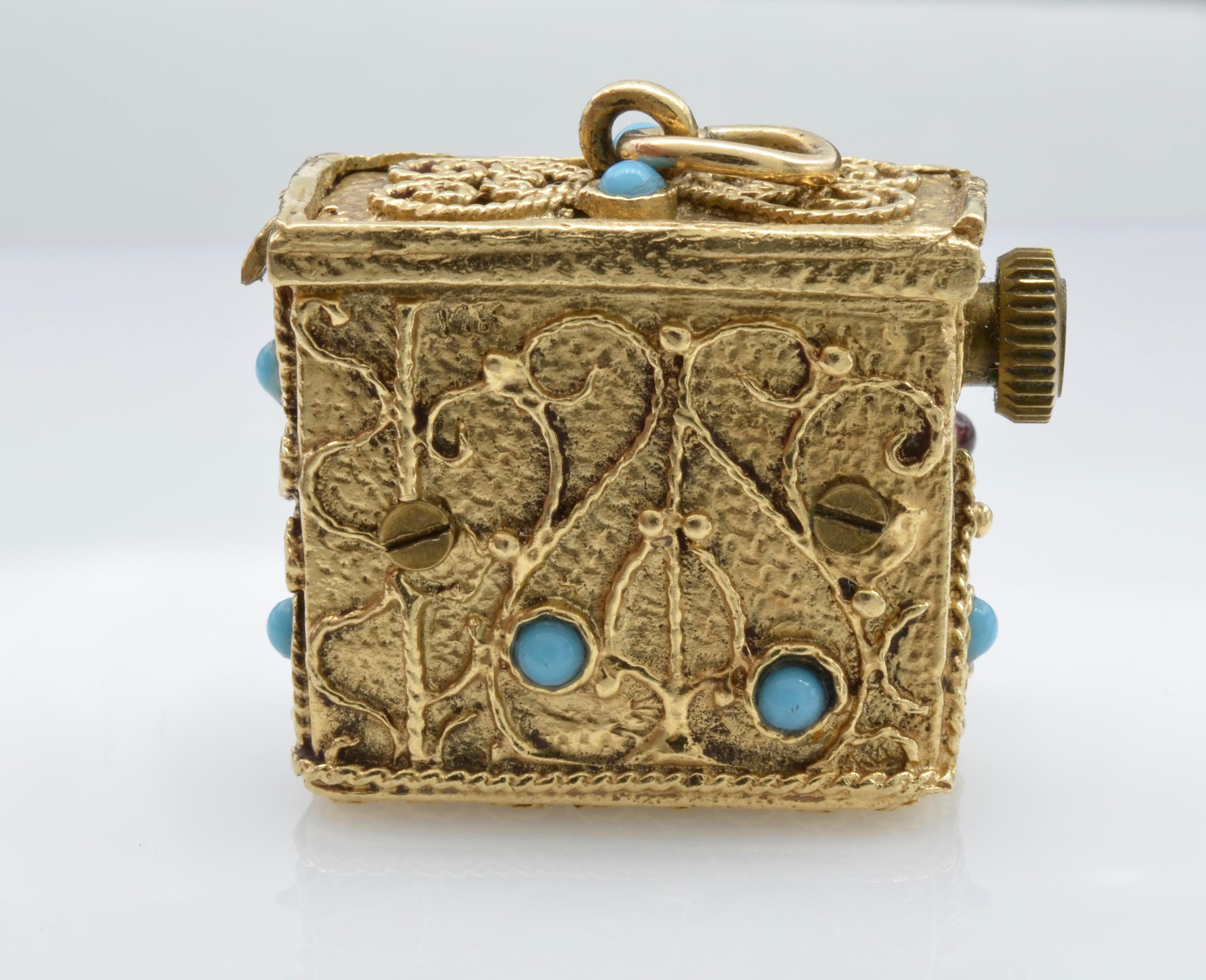 Bohemian Gold Piano Music Box Pendant In Excellent Condition In Berkeley, CA