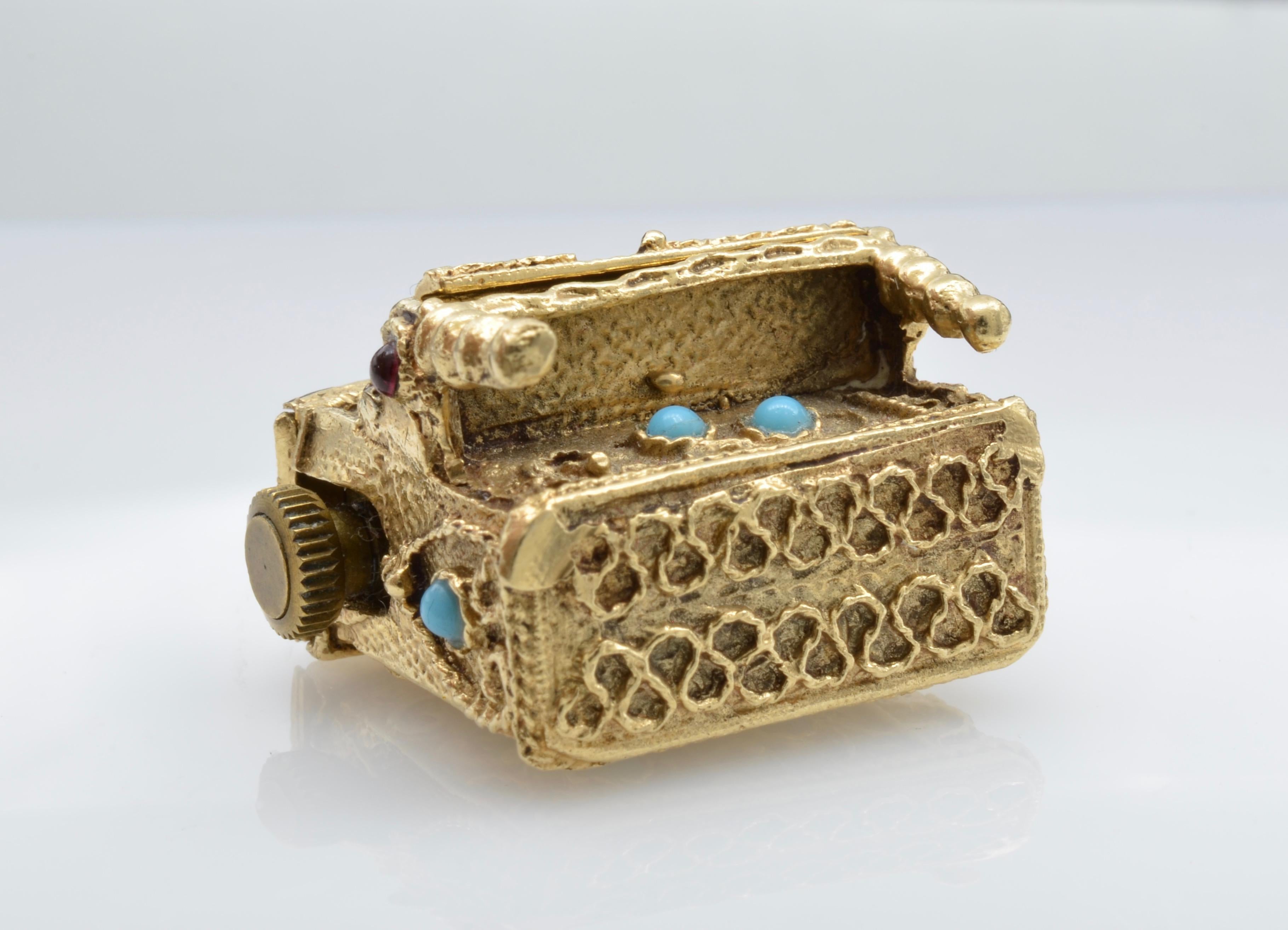 Bohemian Gold Piano Music Box Pendant 2