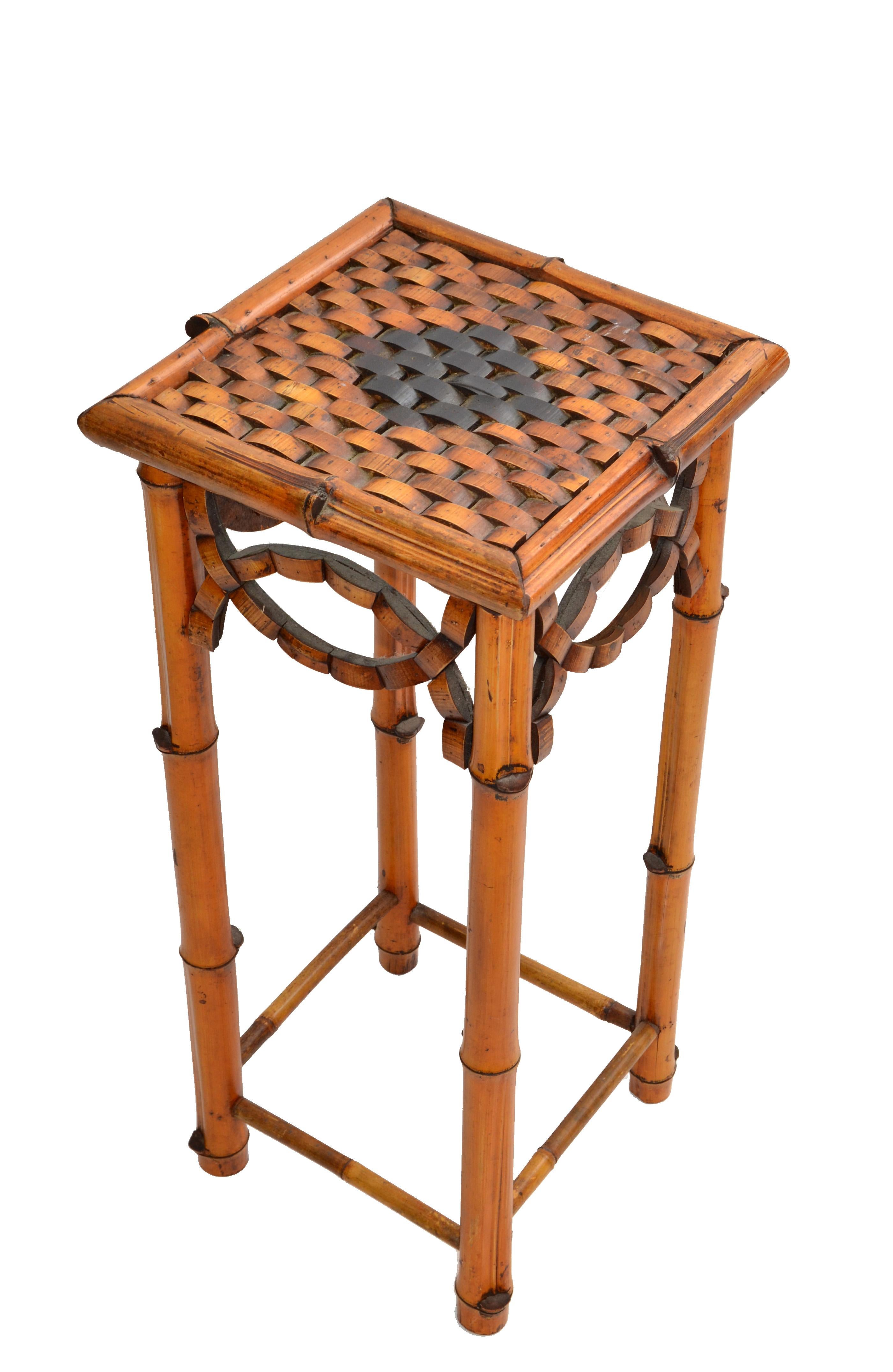 Bohemian Handcrafted Mid-Century Modern Bamboo & Rattan Side Table, Plant Stand In Good Condition In Miami, FL