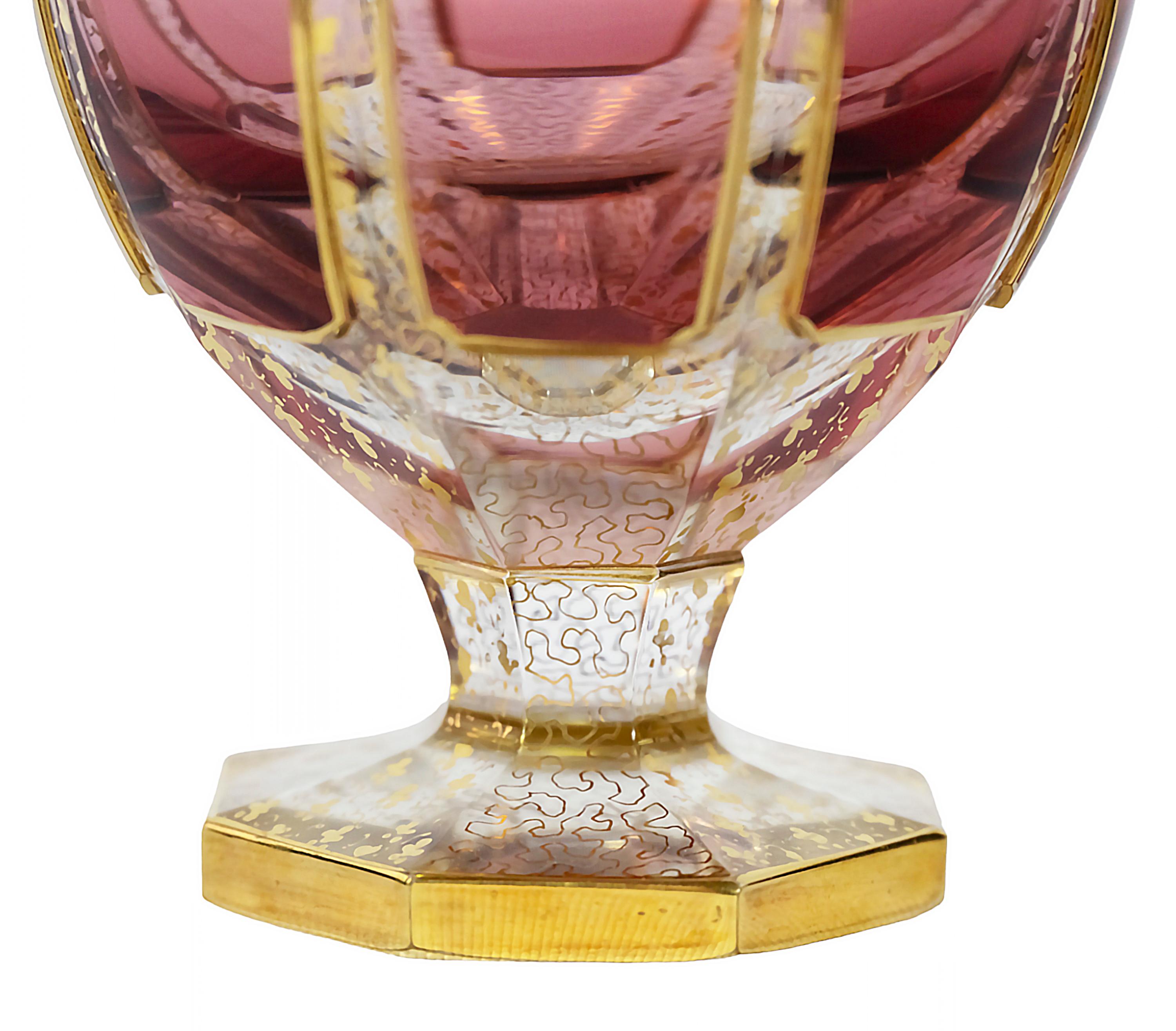 Bohemian Handmade Moser Roemer Lidded Gilt Glass Candy Dish/Box In Good Condition For Sale In Vilnius, LT