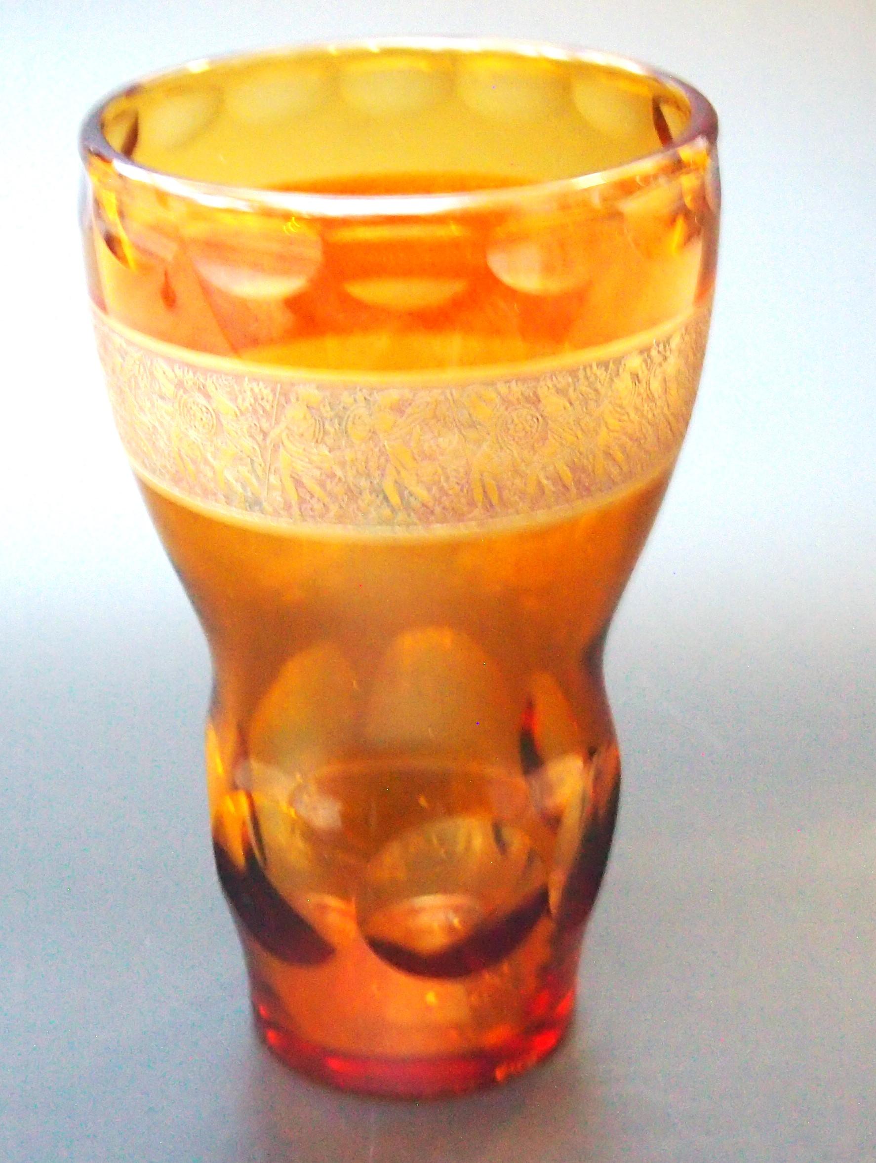 Böhmische Moser Art Deco Oroplastic Honey Bernsteinglas Vase, 1920 im Angebot 2