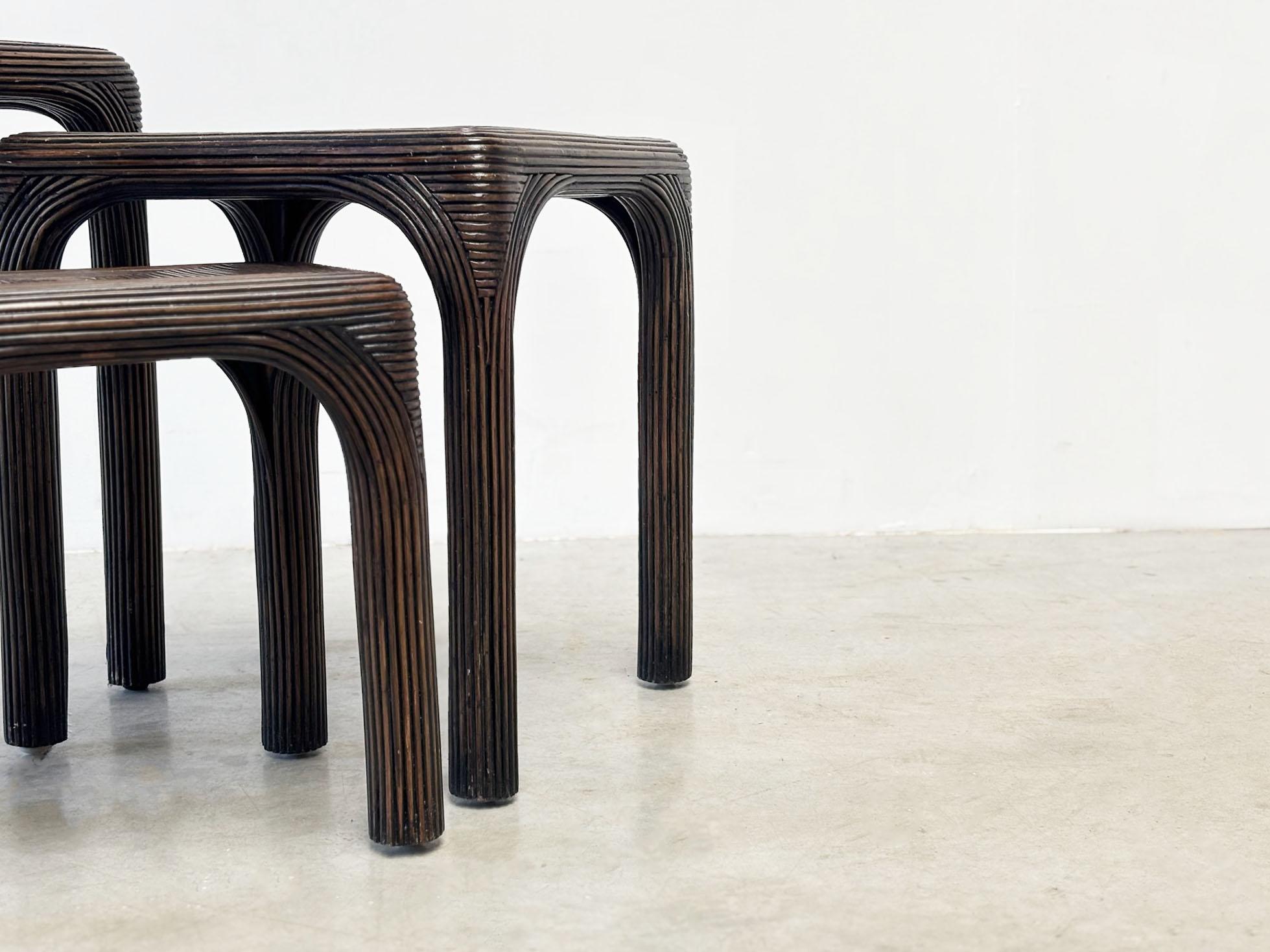 Fin du 20e siècle Tables gigognes de Bohème en vente