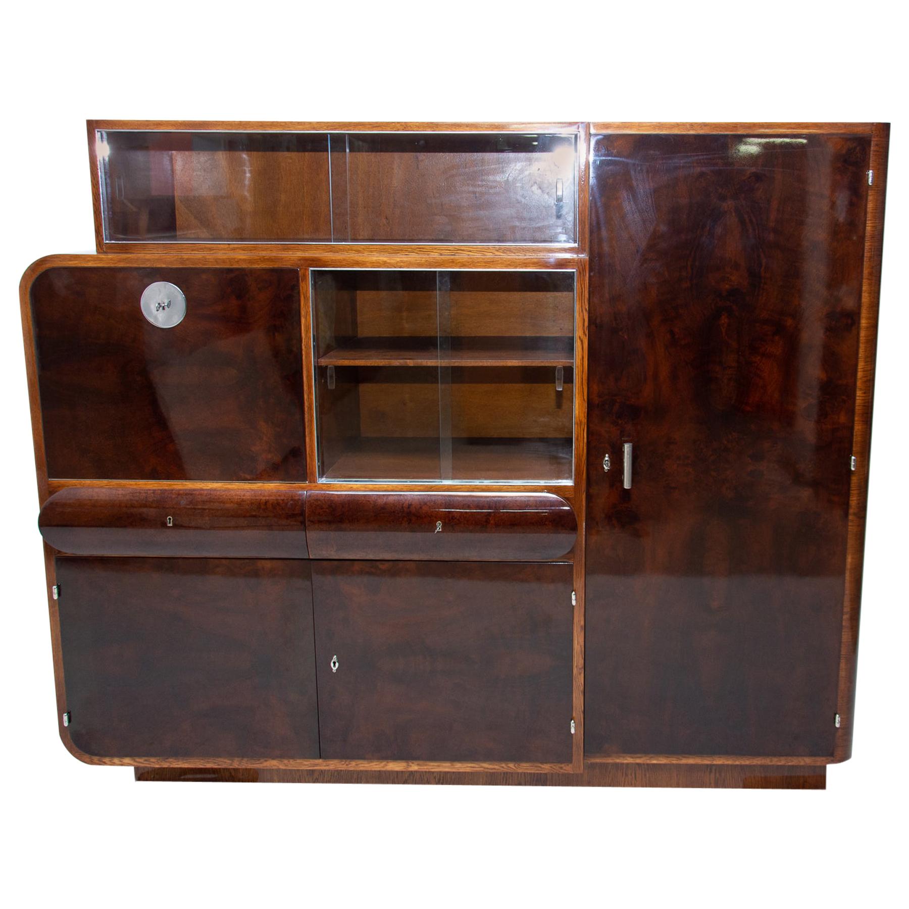 Bohemian Oak and Walnut Veneer Display Cabinet from Urban Company, 1930s