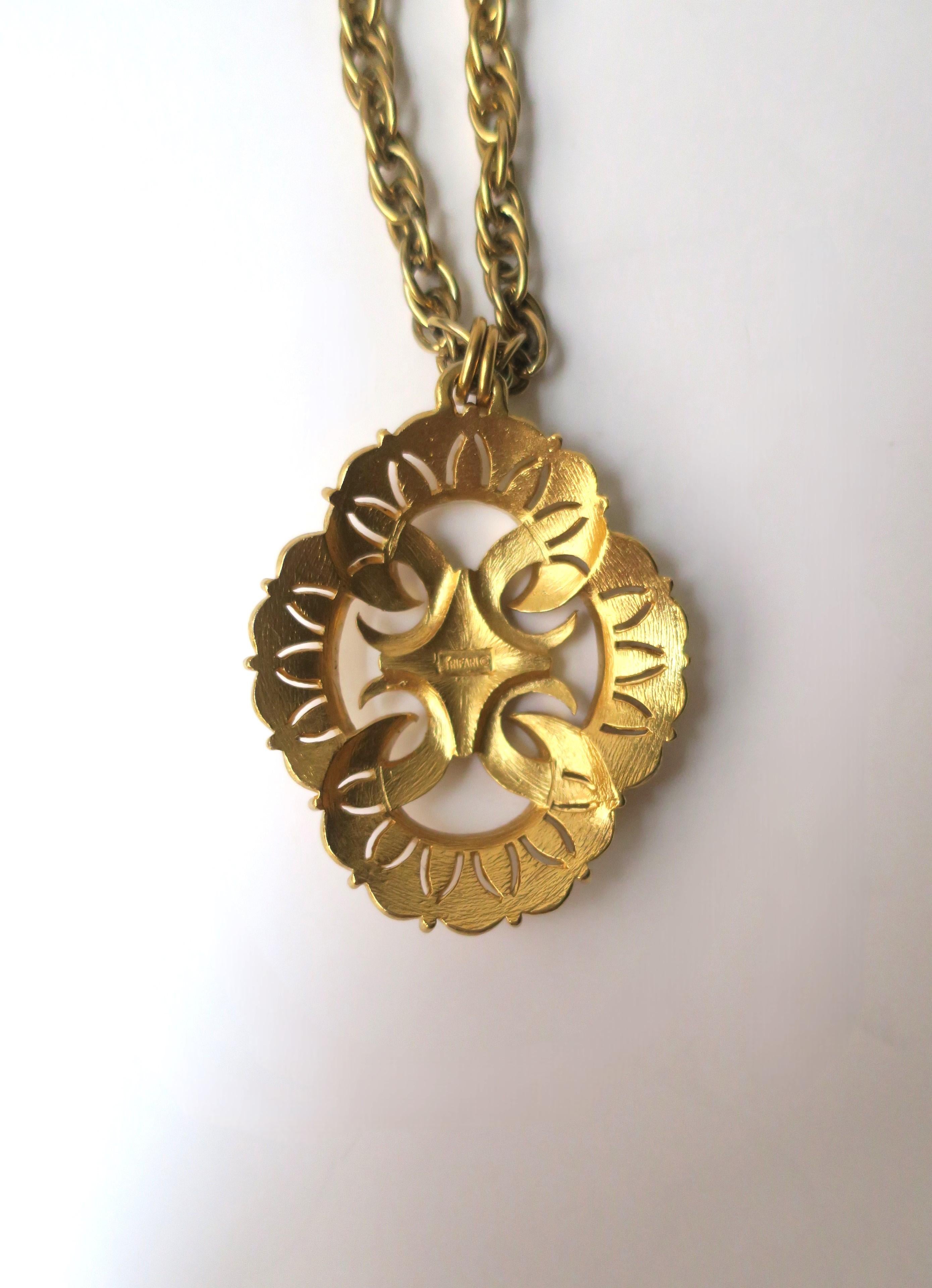 Bohemian Pendant Necklace Trifari For Sale 5