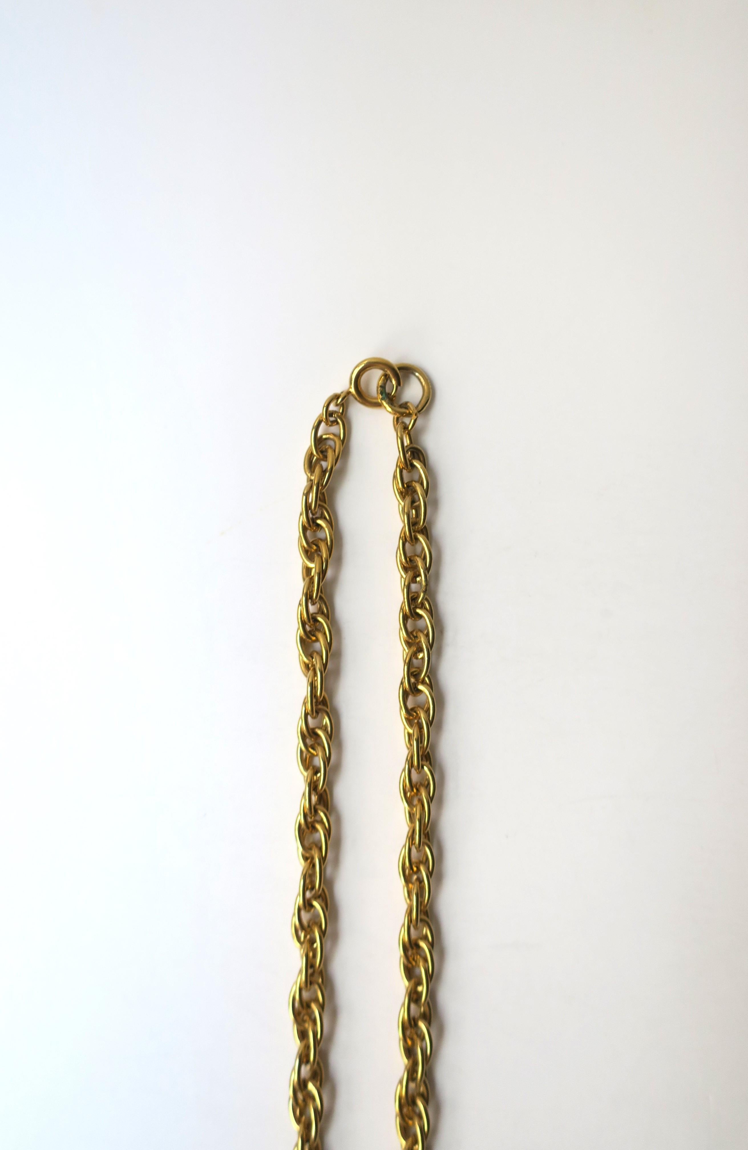 Bohemian Pendant Necklace Trifari For Sale 1