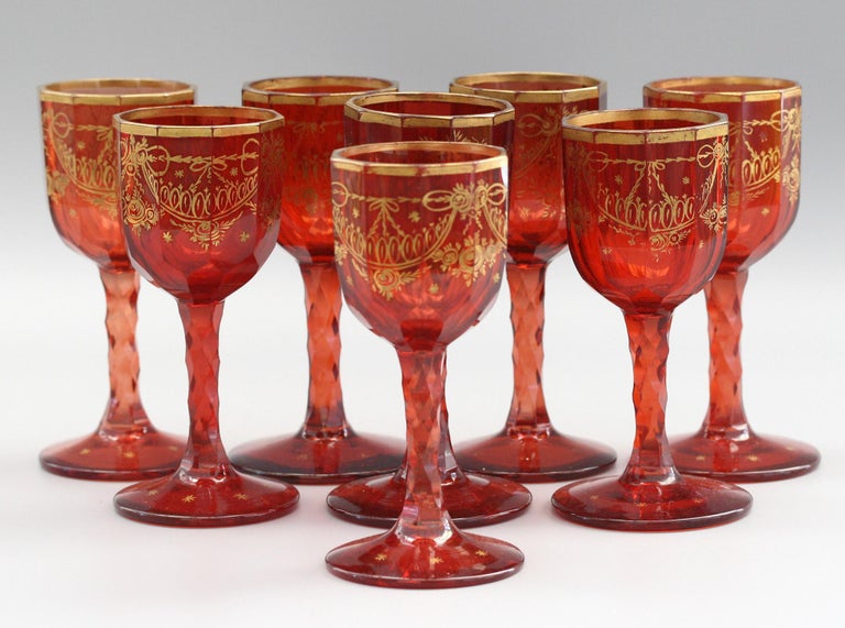 https://a.1stdibscdn.com/bohemian-rare-set-eight-ruby-gilded-facet-cut-georgian-wine-glasses-for-sale-picture-12/f_13282/f_219289921609069487327/i02_master.jpg?width=768