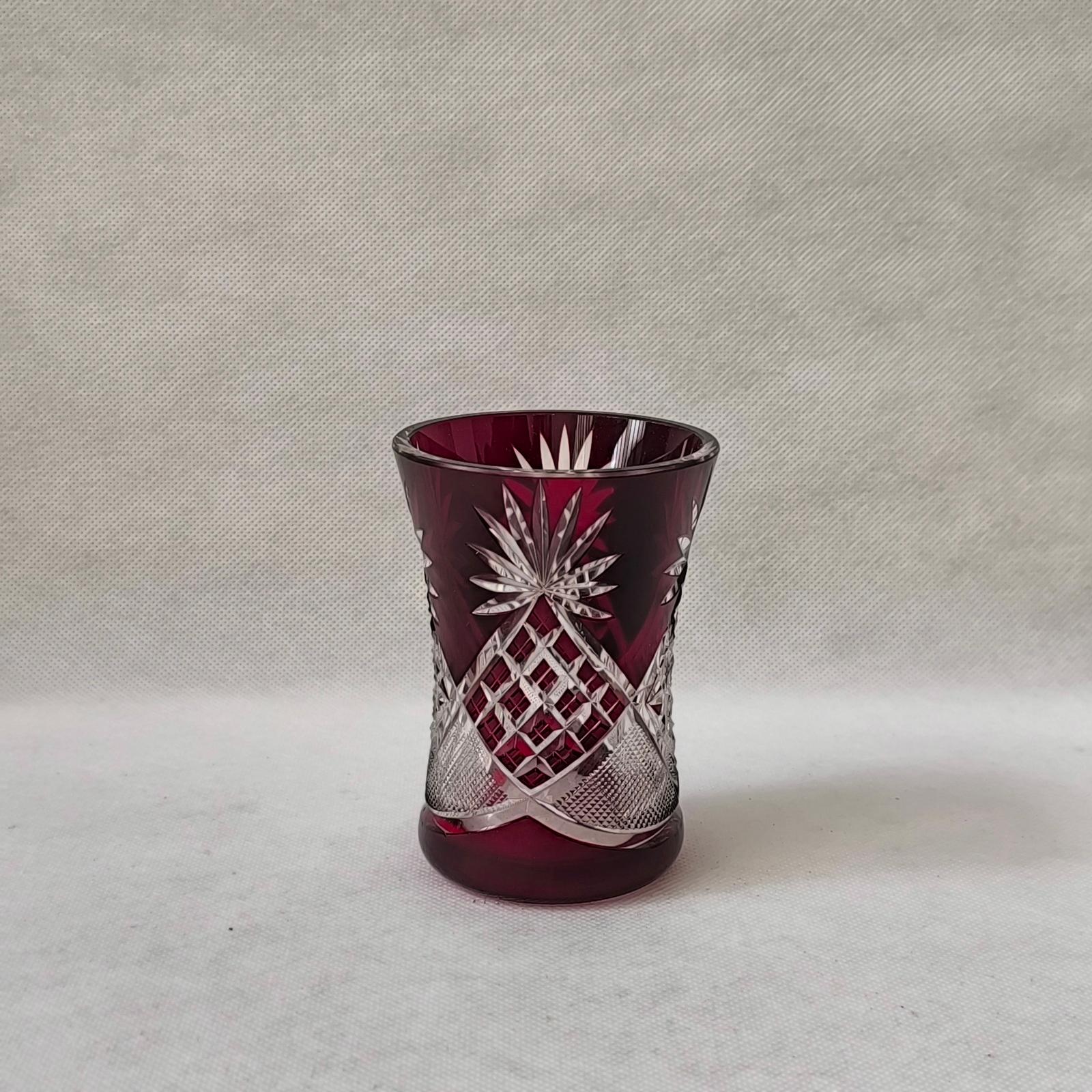 Hand-Crafted Bohemian Red Ruby Cut to Clear Crystal Glass Vase – Starburst and Lattice Motif For Sale