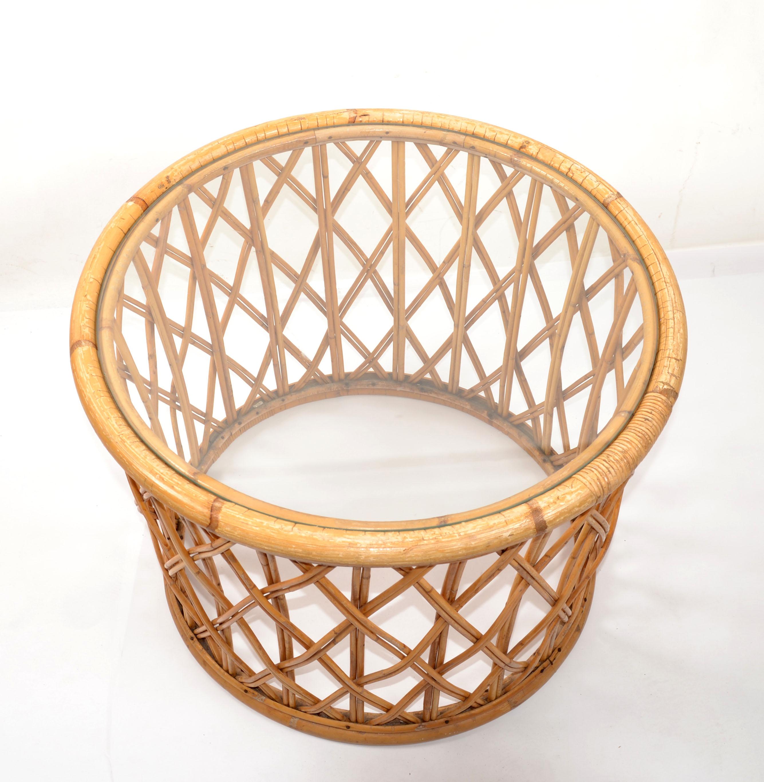 Bohemian Round Bend Bambo Rattan Reed, Wicker Coffee or Cocktail Table Glass Top For Sale 2