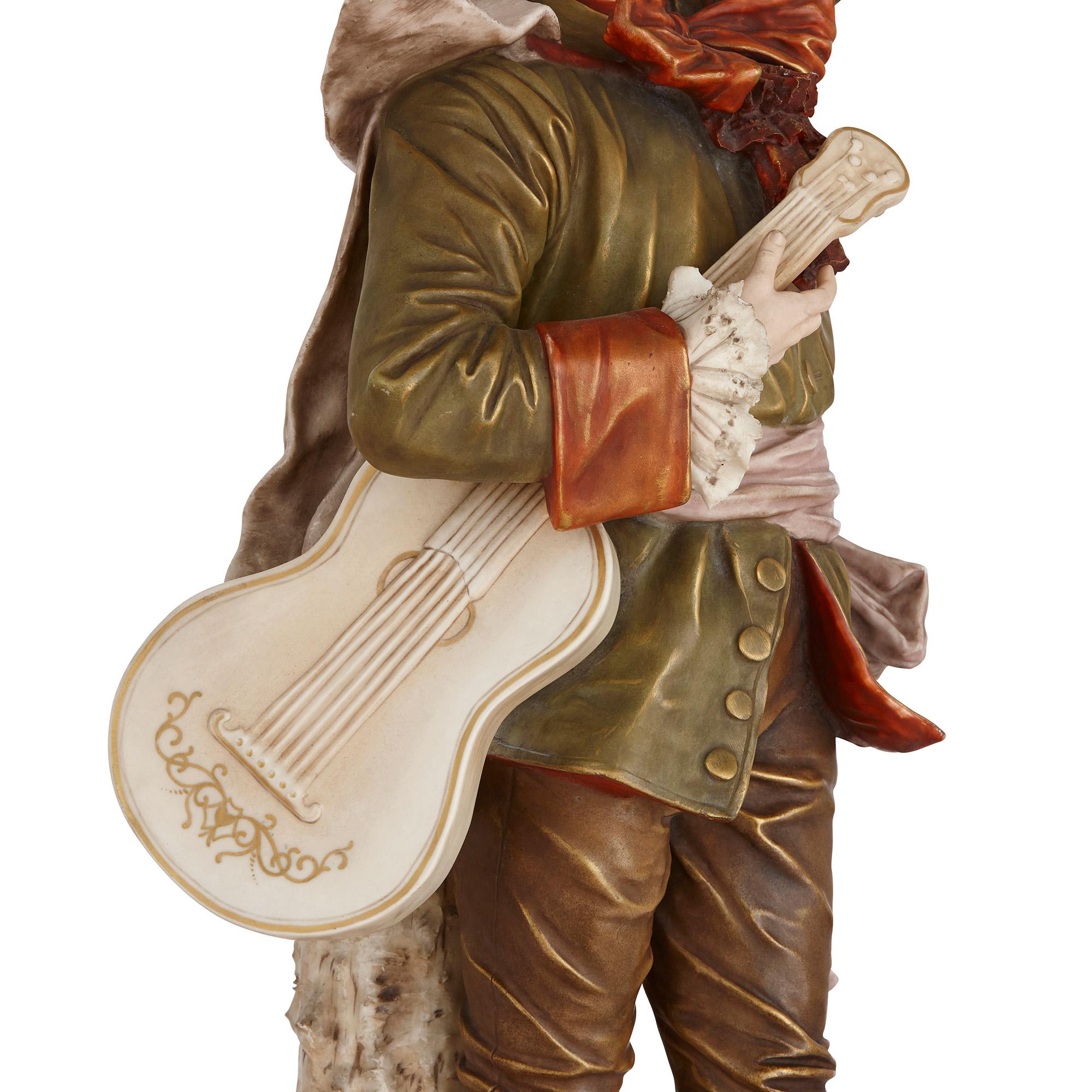 Böhmische Royal Dux-Porzellanfigur eines Musikers aus Böhmen (Rokoko) im Angebot
