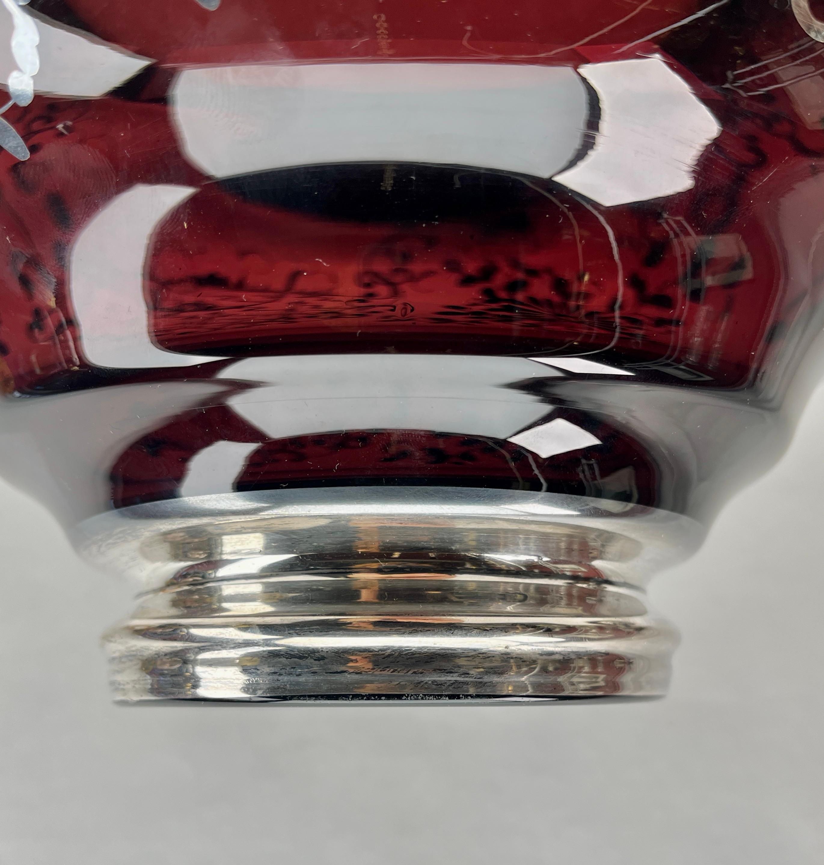 Böhmische, handgefertigte Glasschale mit Deckel aus böhmischem Silber  im Angebot 8