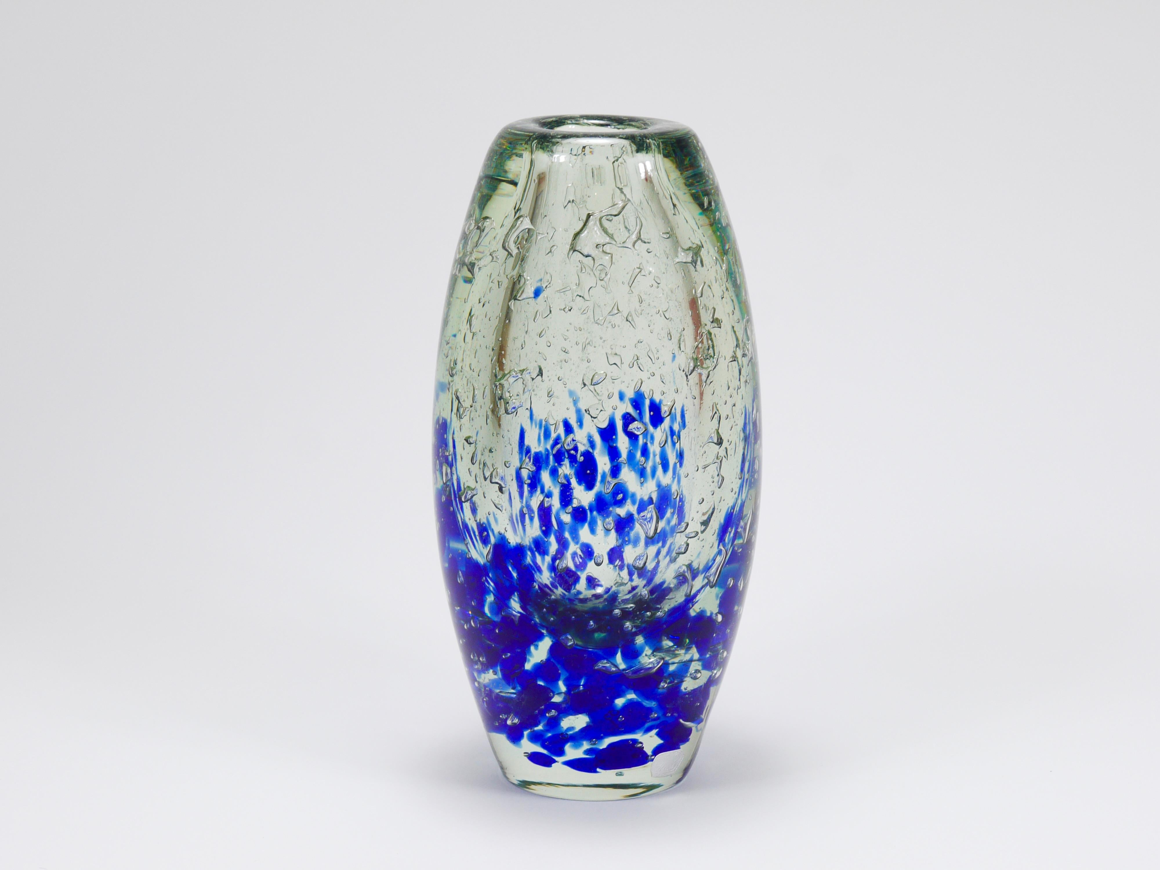 Vetro Vaso Sommerso in vetro di Studio Bohemian, Jaroslav Svoboda, Skrdlovice Beranek, anni '70 in vendita