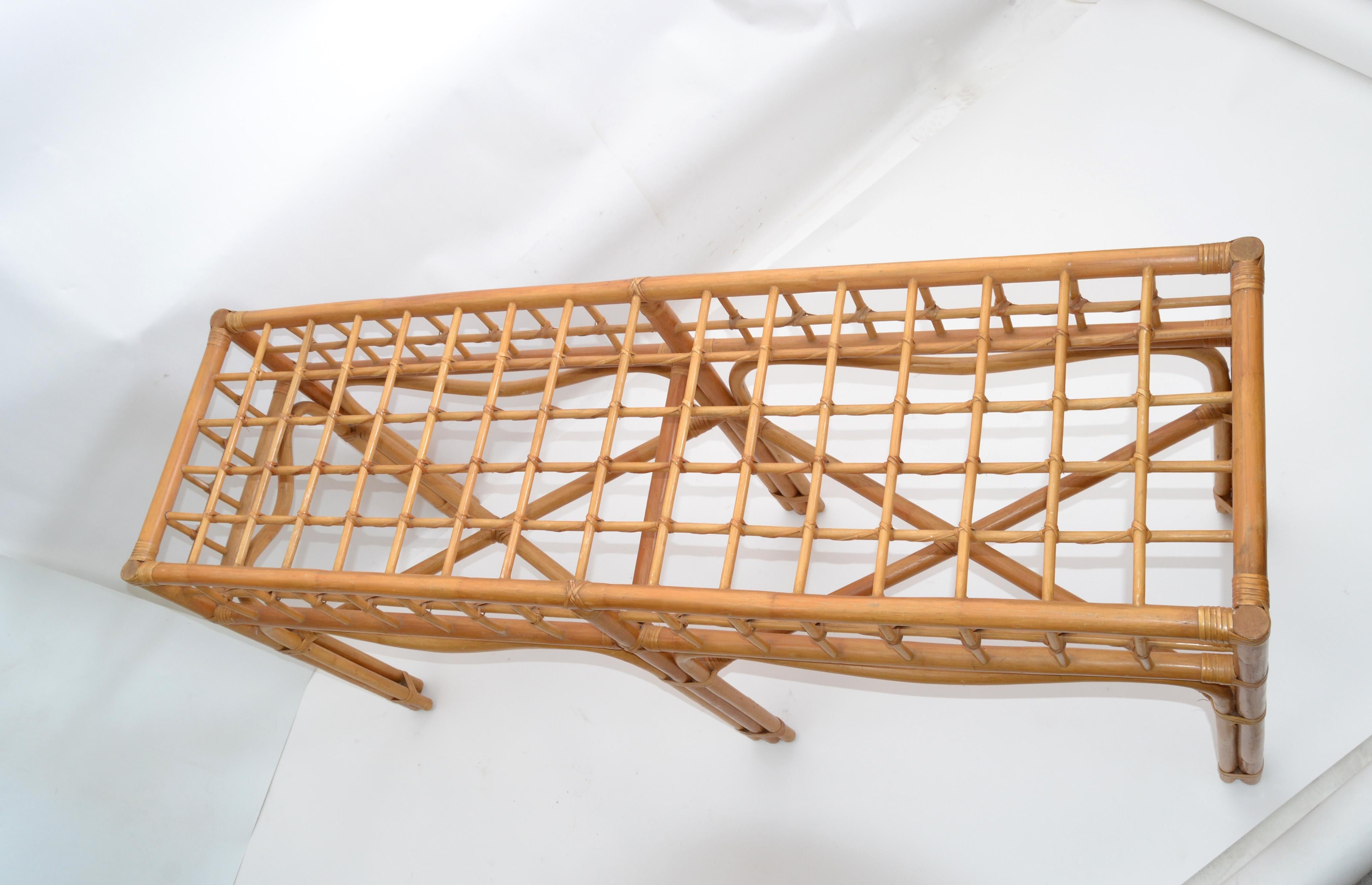 Konsolentisch aus gebogenem Bambus und Rattan im böhmischen Stil mit Glasplatte, handgefertigt (20. Jahrhundert) im Angebot