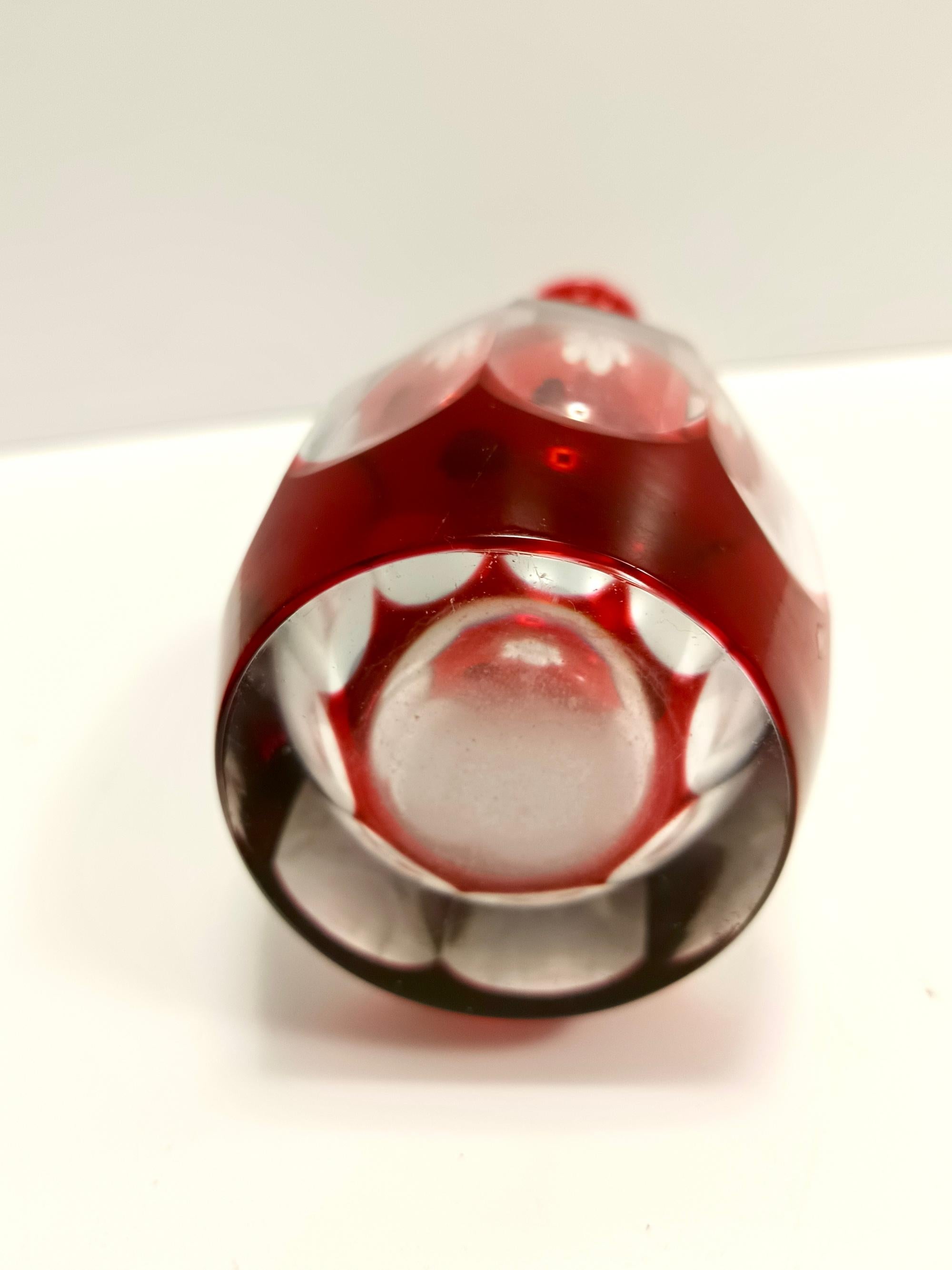 Carafe bohème en cristal rouge et transparent de Dresde Crystal, Italie en vente 3