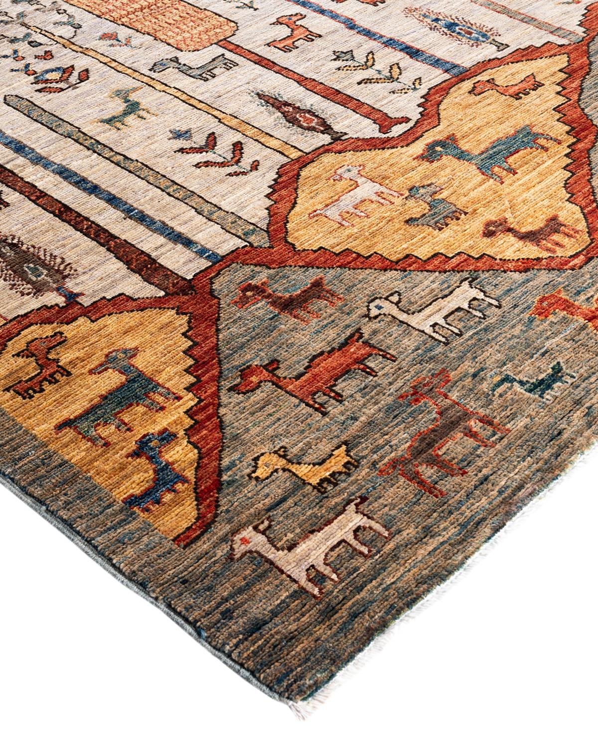 La riche tradition textile de l'Afrique occidentale a inspiré la collection Tribal de tapis noués à la main. Incorporant un mélange de motifs géométriques, dans des palettes allant de la terre à la vivacité, ces tapis apportent un sentiment
