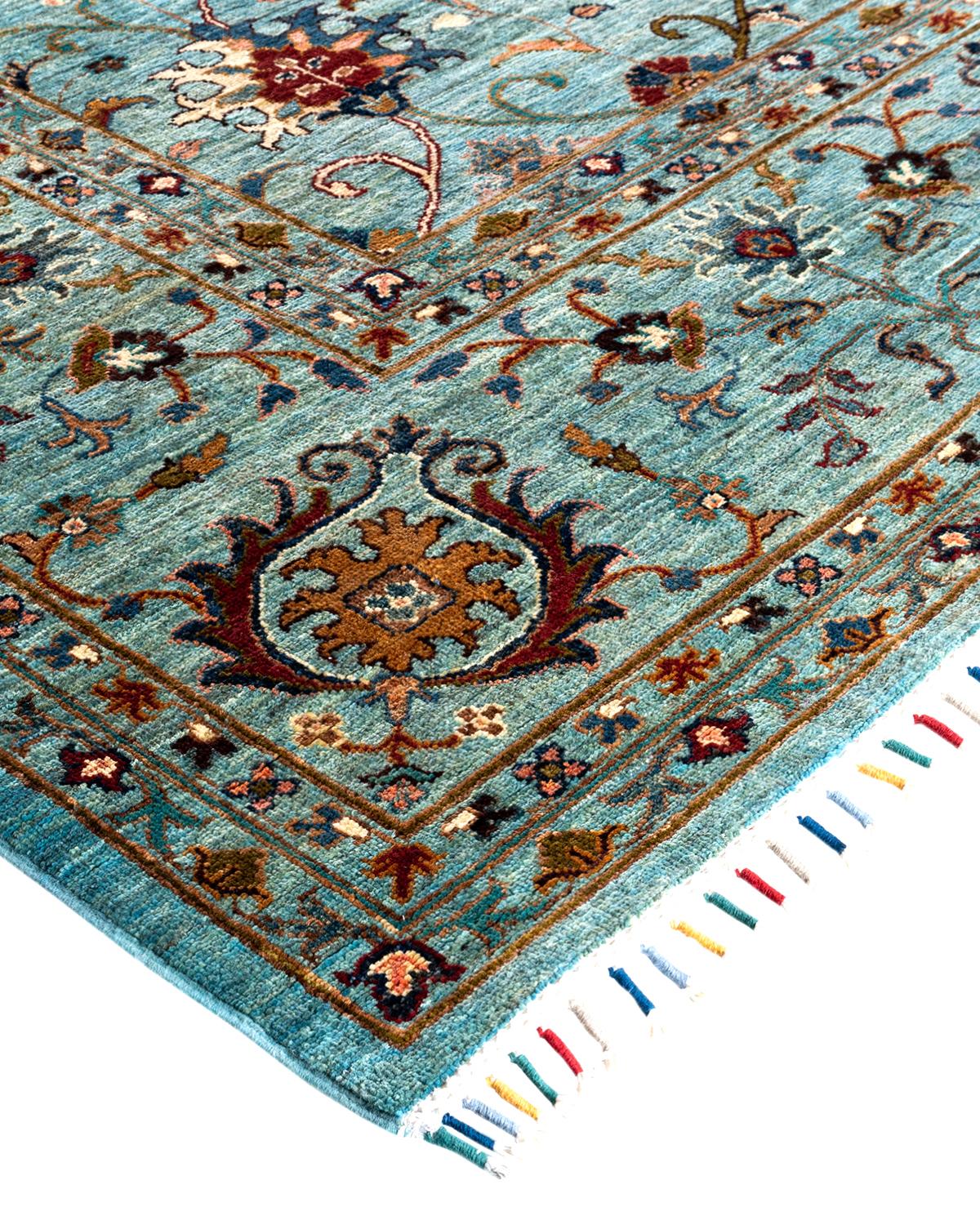 La riche tradition textile de l'Afrique occidentale a inspiré la collection Tribal de tapis noués à la main. Incorporant un mélange de motifs géométriques, dans des palettes allant de la terre à la vivacité, ces tapis apportent un sentiment
