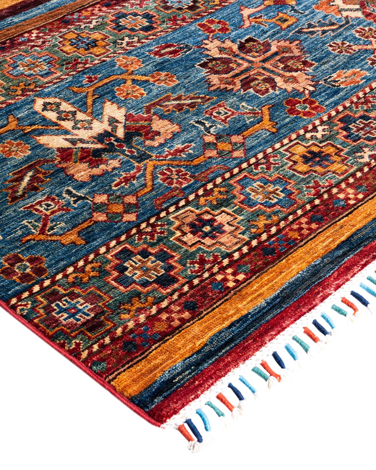 La riche tradition textile de l'Afrique occidentale a inspiré la collection Tribal de tapis noués à la main. Incorporant un mélange de motifs géométriques, dans des palettes allant de la terre à la vivacité, ces tapis apportent un sentiment