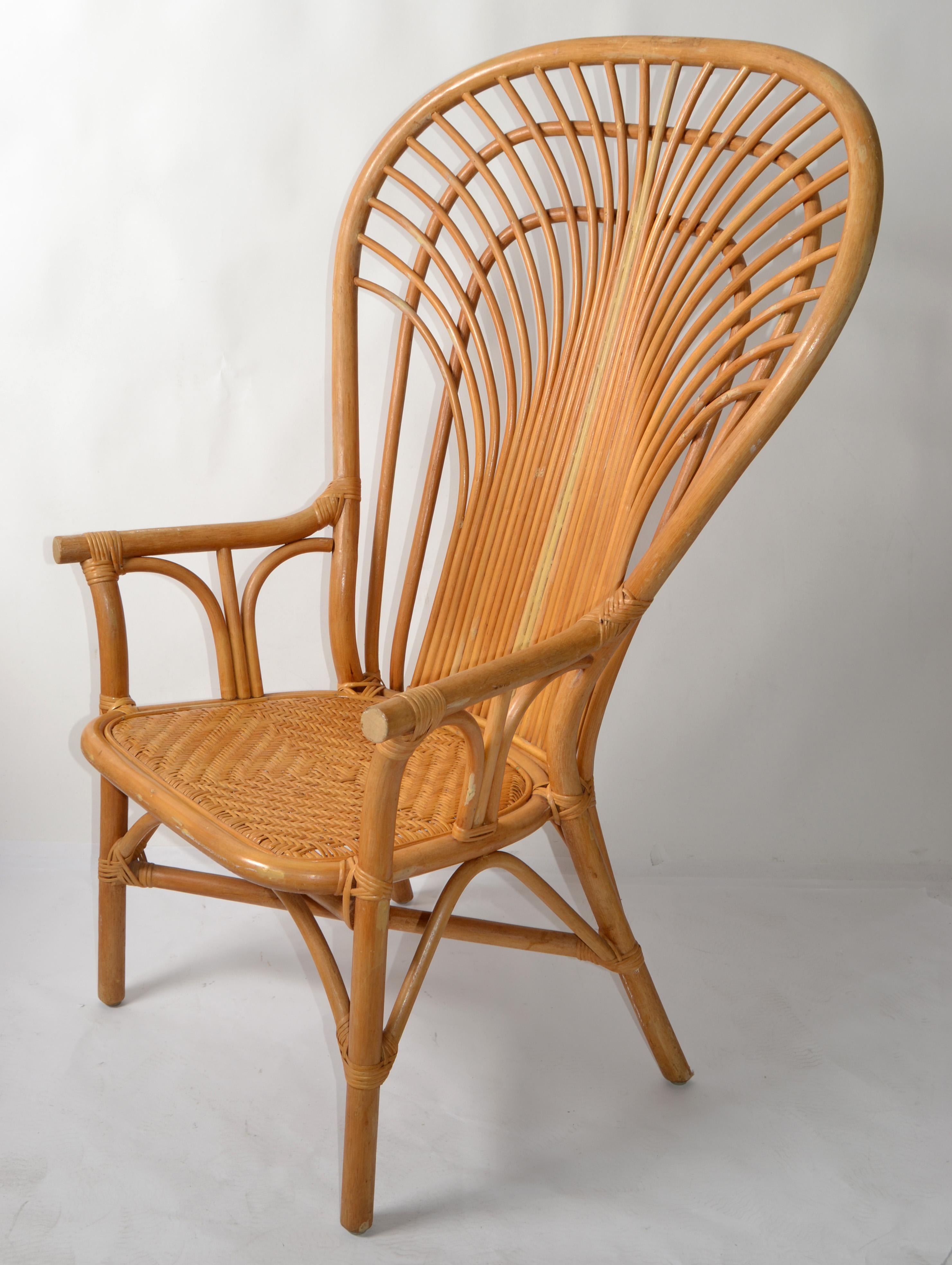 Bohemian Vintage Handcrafted Beige Bamboo Split Reed Caning Rattan Peacock Chair For Sale 5