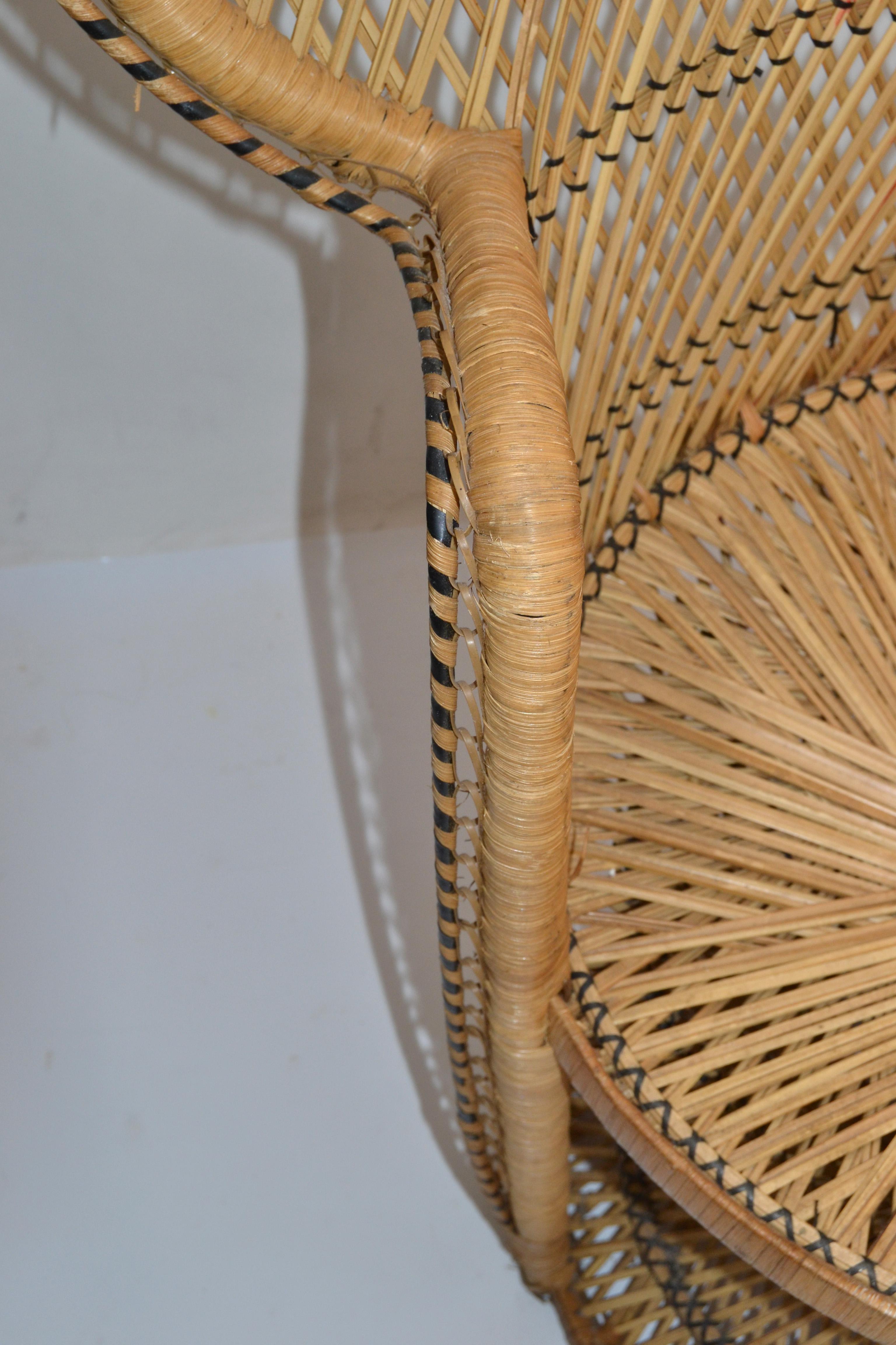 Late 20th Century Bohemian Vintage Handcrafted Beige & Black Wicker, Rattan, Reed Peacock Chair For Sale