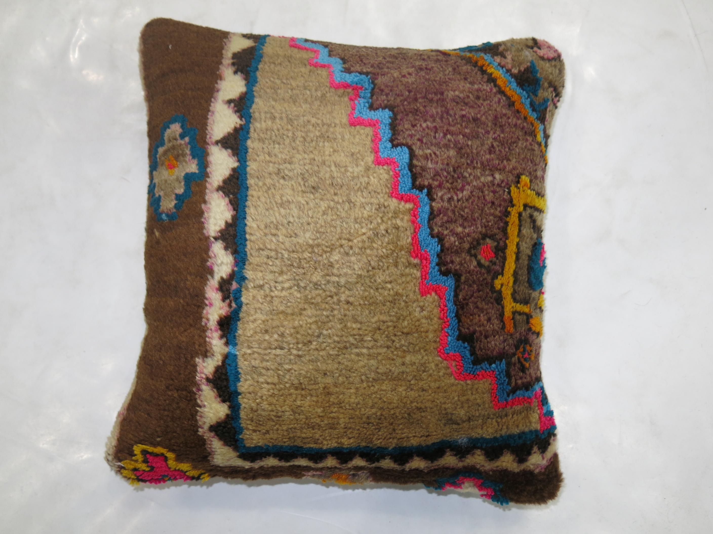 Persian Bohemian Vintage Turkish Rug Pillow 14'' x 16'' For Sale