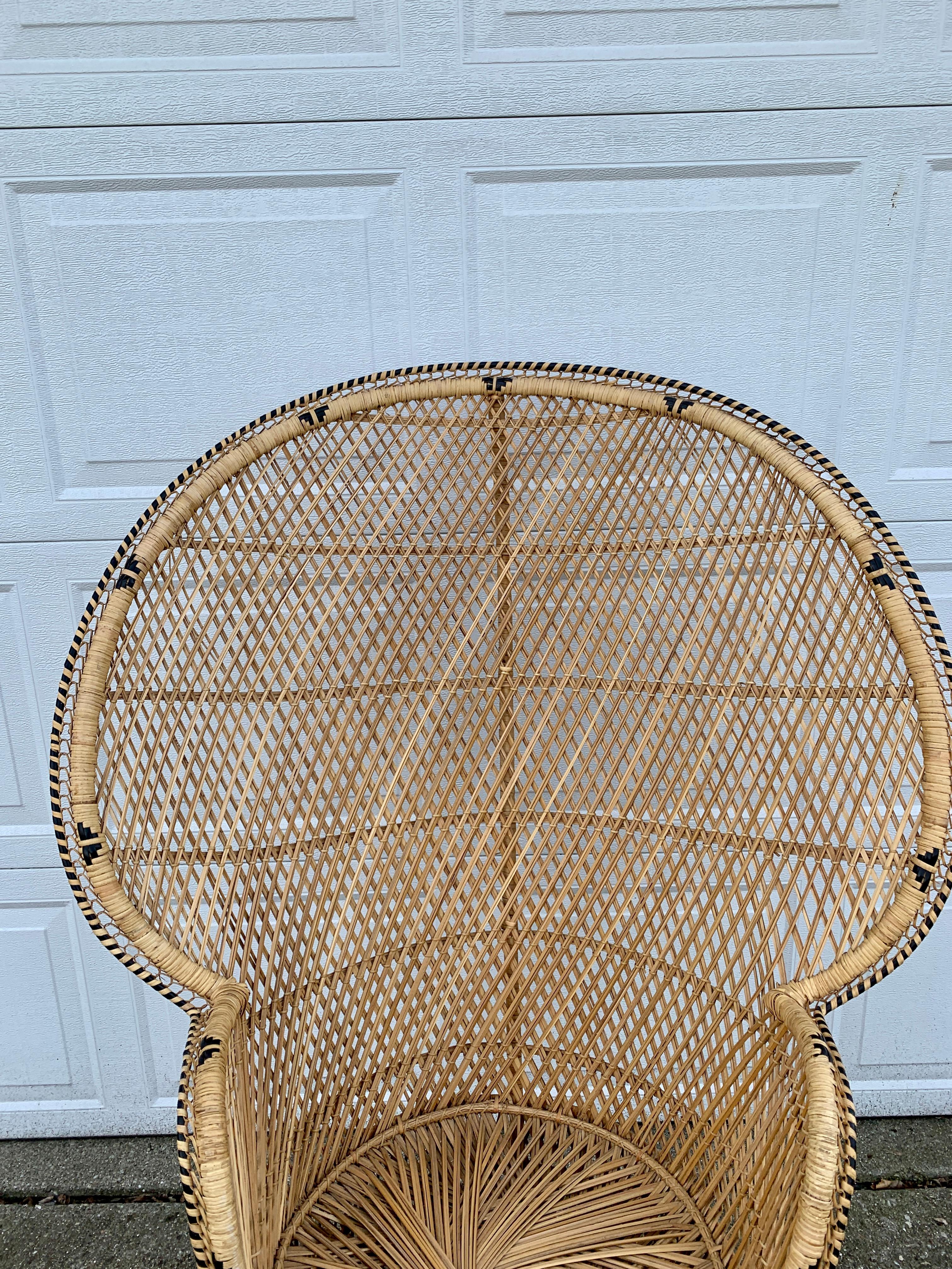 Late 20th Century Bohemian Wicker Emanuelle Peacock Chair For Sale