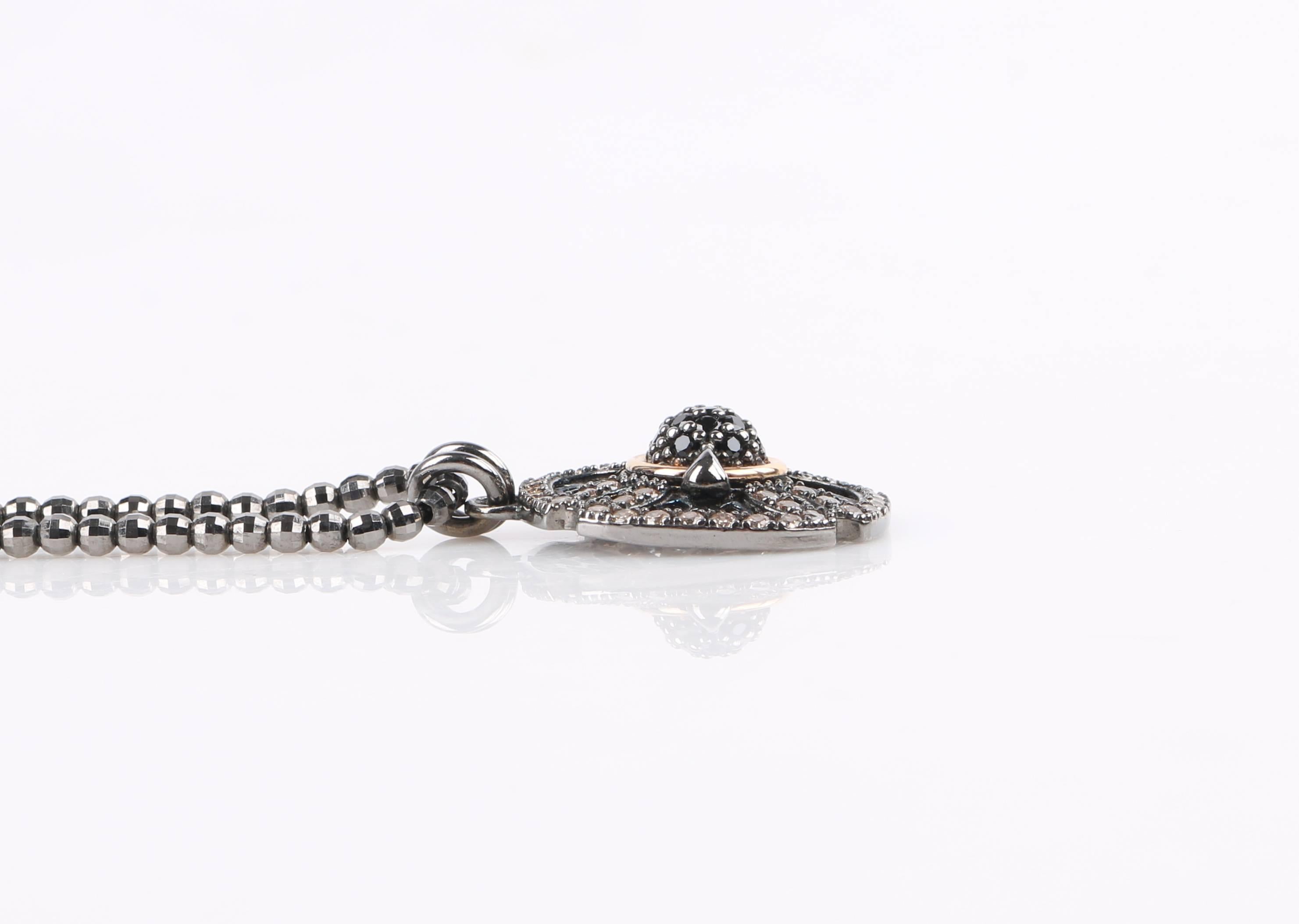 BOHEMME H/W 2012 „Croix“ Diamant-Ohrring mit 18 Karat Sterlingsilber-Anhänger im Angebot 4