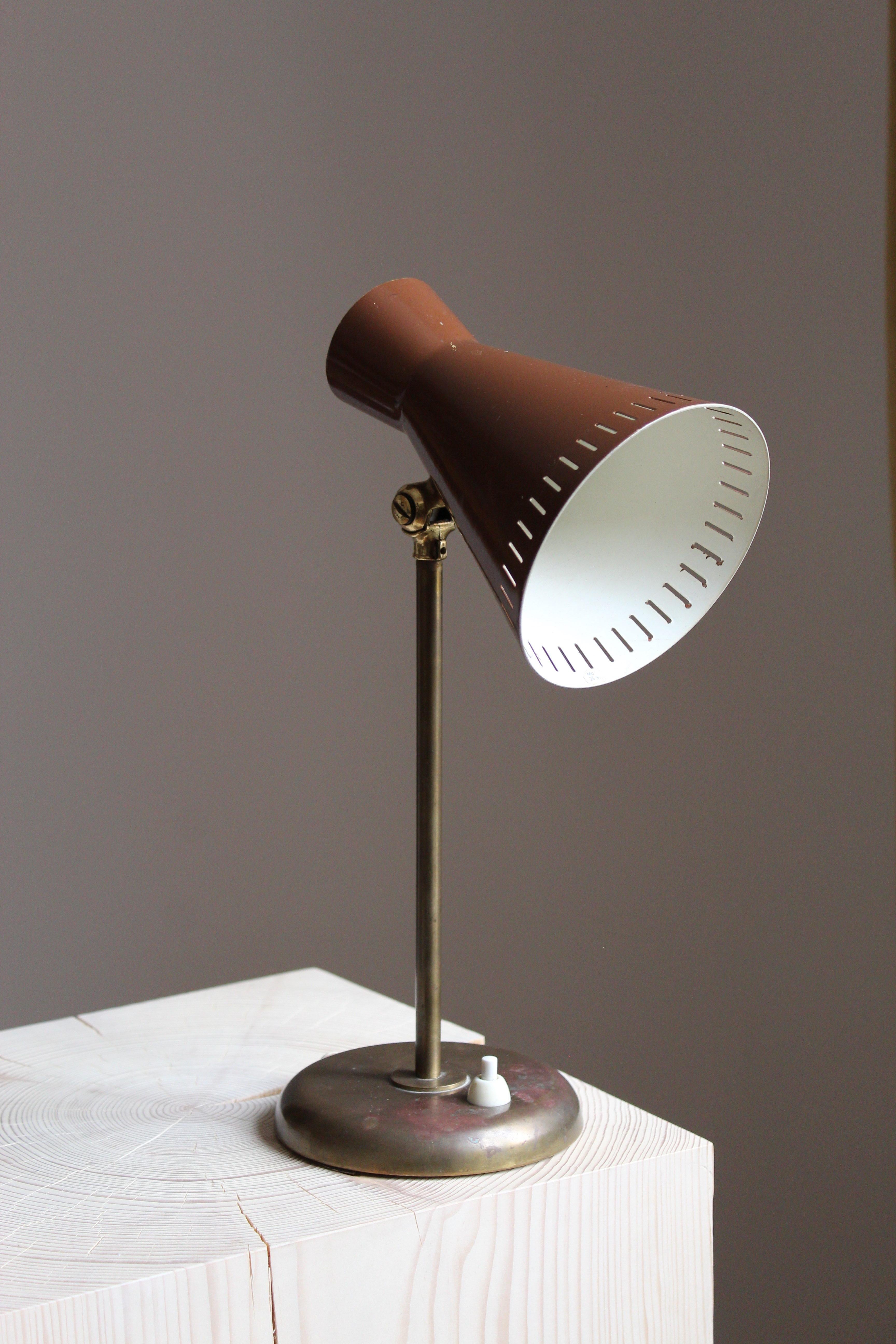 Swedish Böhlmarks, Adjustable Table Lamp, Brass, Lacqured metal, Sweden, 1950s