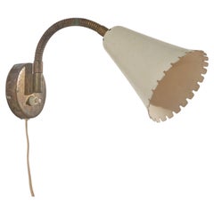 Böhlmarks, Adjustable Wall Light, Brass, White Lacquered Metal, Sweden, 1940s