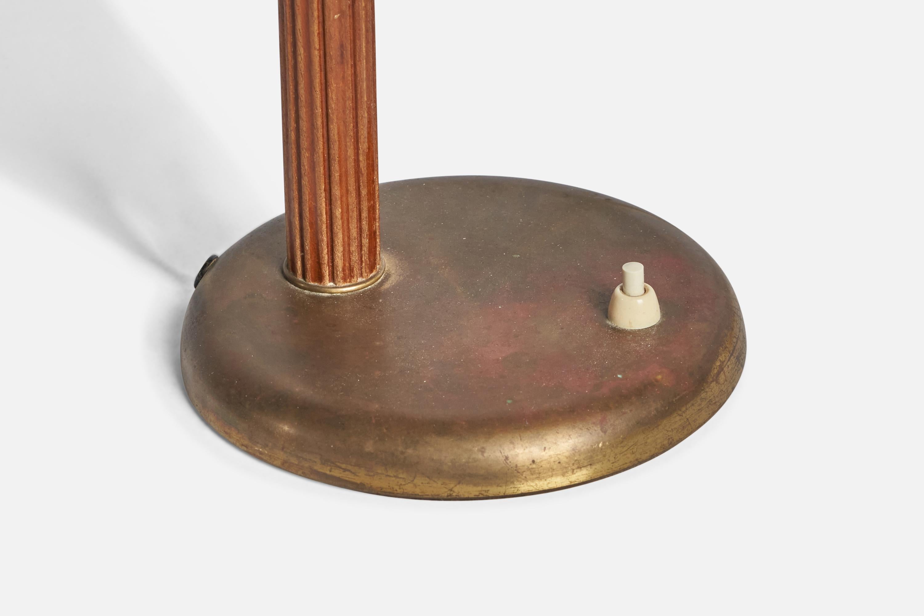 Mid-20th Century Böhlmarks Attribution, Table Lamp, Brass, Elm, Sweden, 1930s For Sale