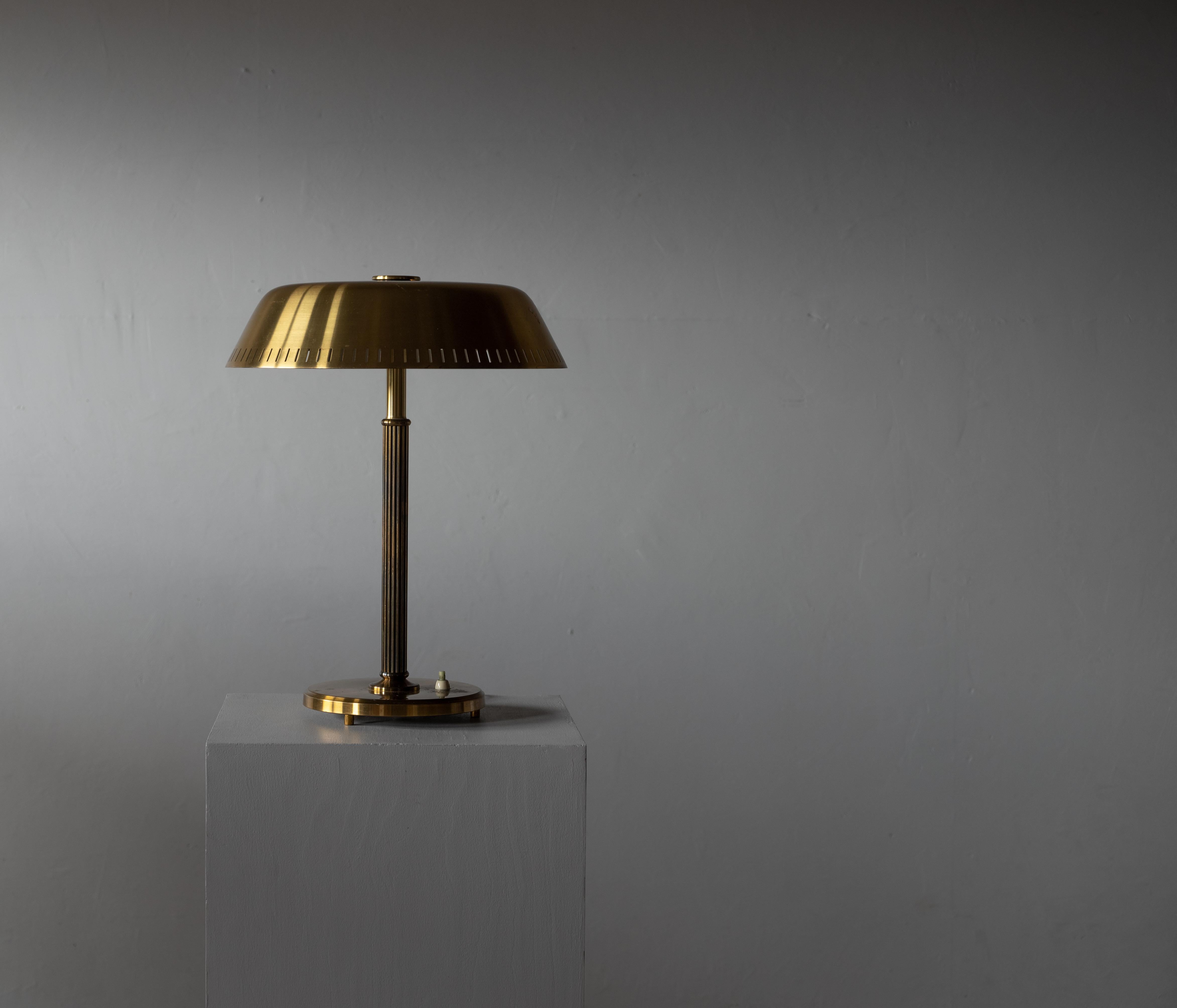 Swedish Böhlmarks 'Attribution', Table Lamp, Brass, Sweden, 1940s