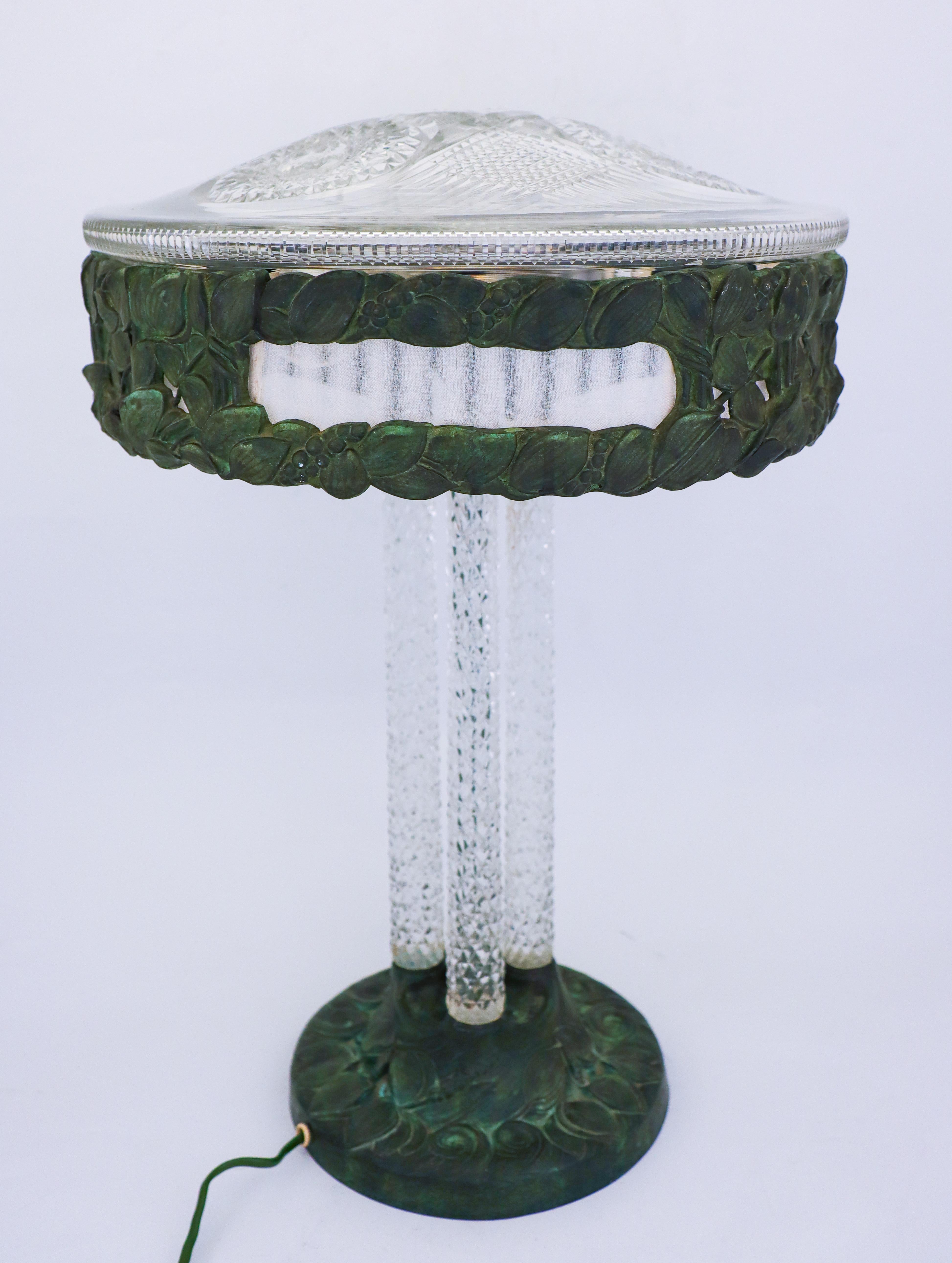 Böhlmarks Lampfactory - Très rare lampe de table Art Nouveau - Cristal & Bronze  en vente 4