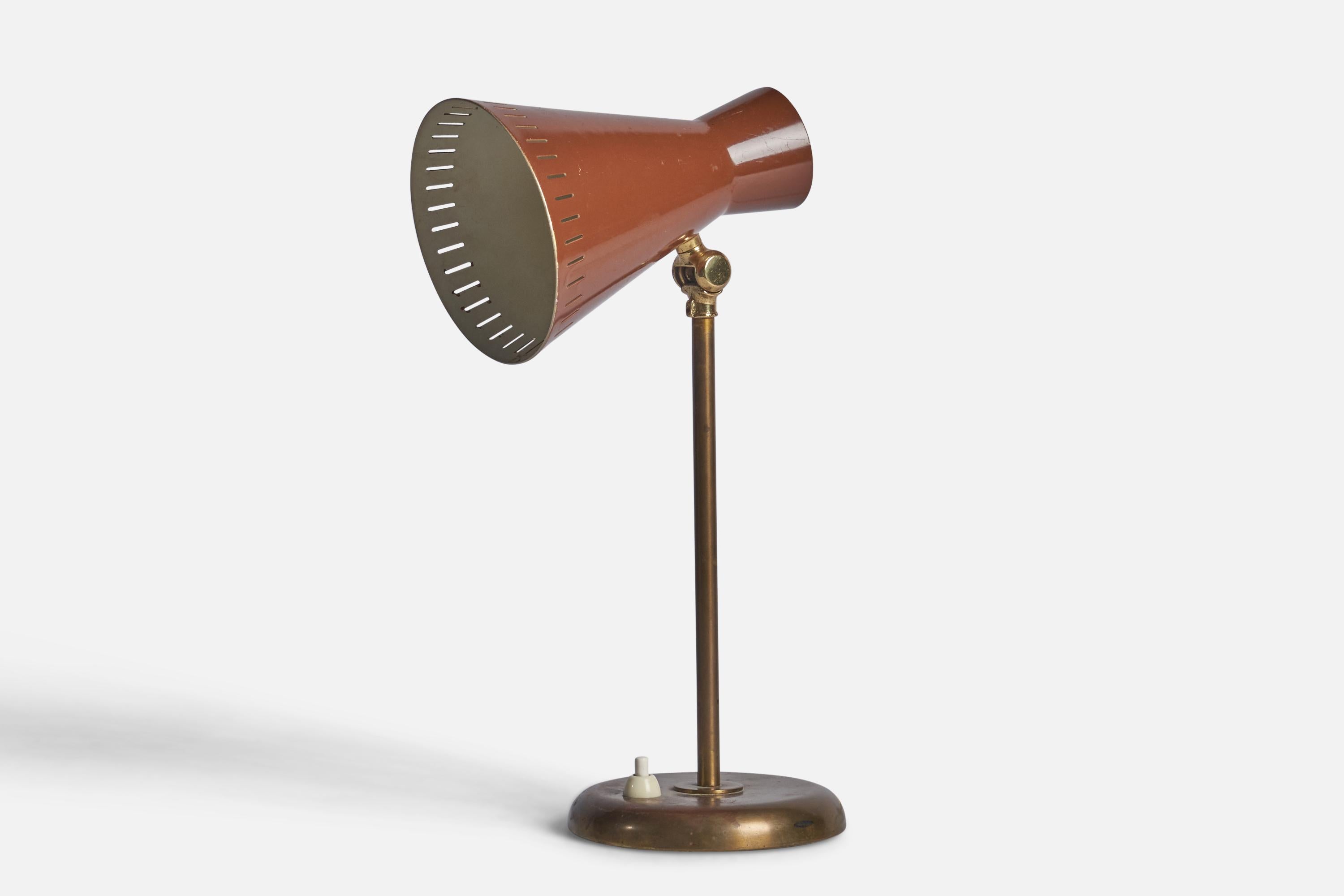 An adjustable brass and orange lacquered metal table lamp designed and produced by Böhlmarks, Sweden, c. 1940s.
Overall Dimensions (inches): 13.5” H, 4.5” diameter of the base.
Dimensions variable based on position
Bulb Specifications: E-14