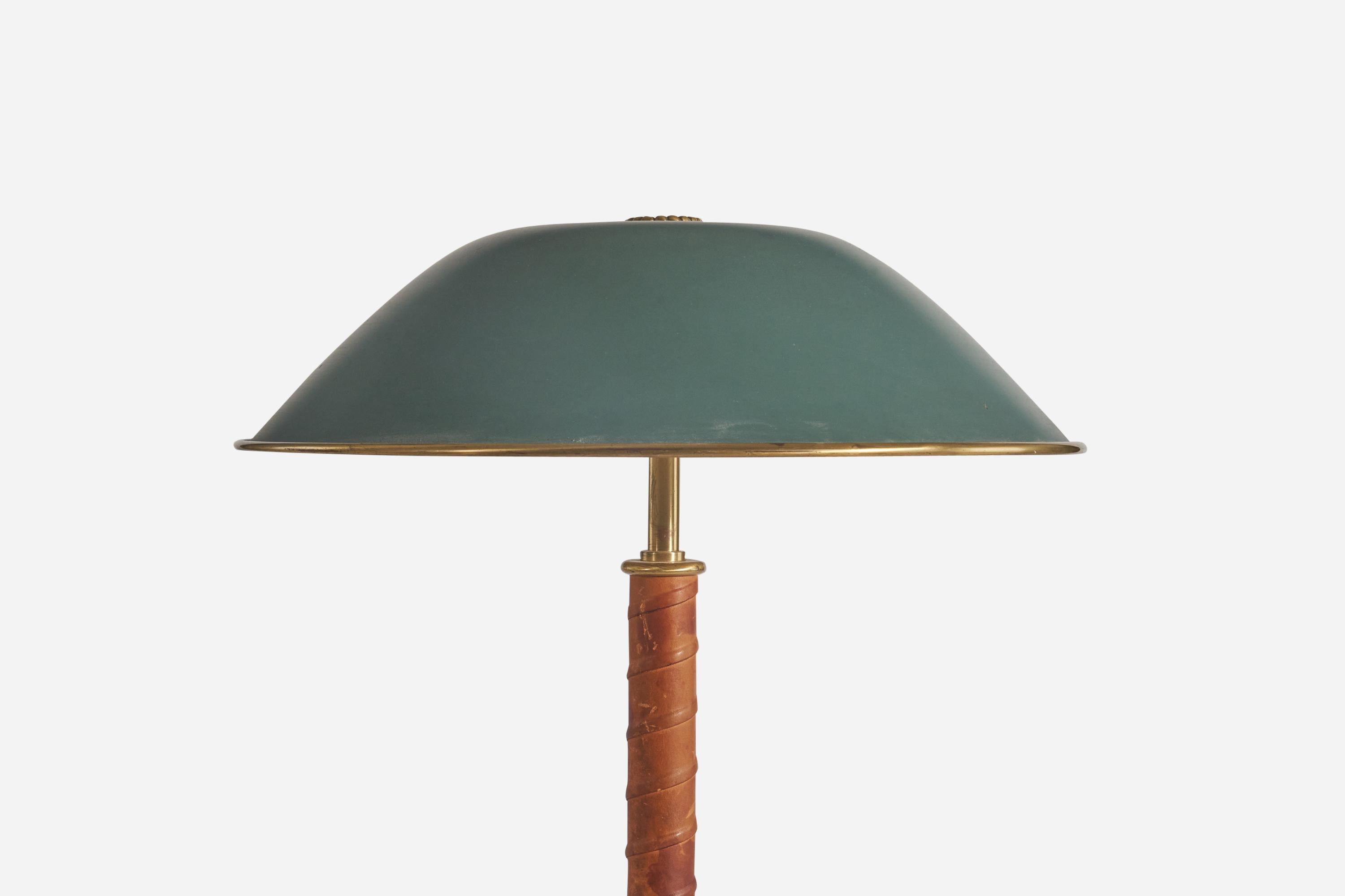 Böhlmarks, Table Lamp, Brass, Leather, Green-Lacquered Metal, Sweden, c. 1940s In Good Condition In High Point, NC