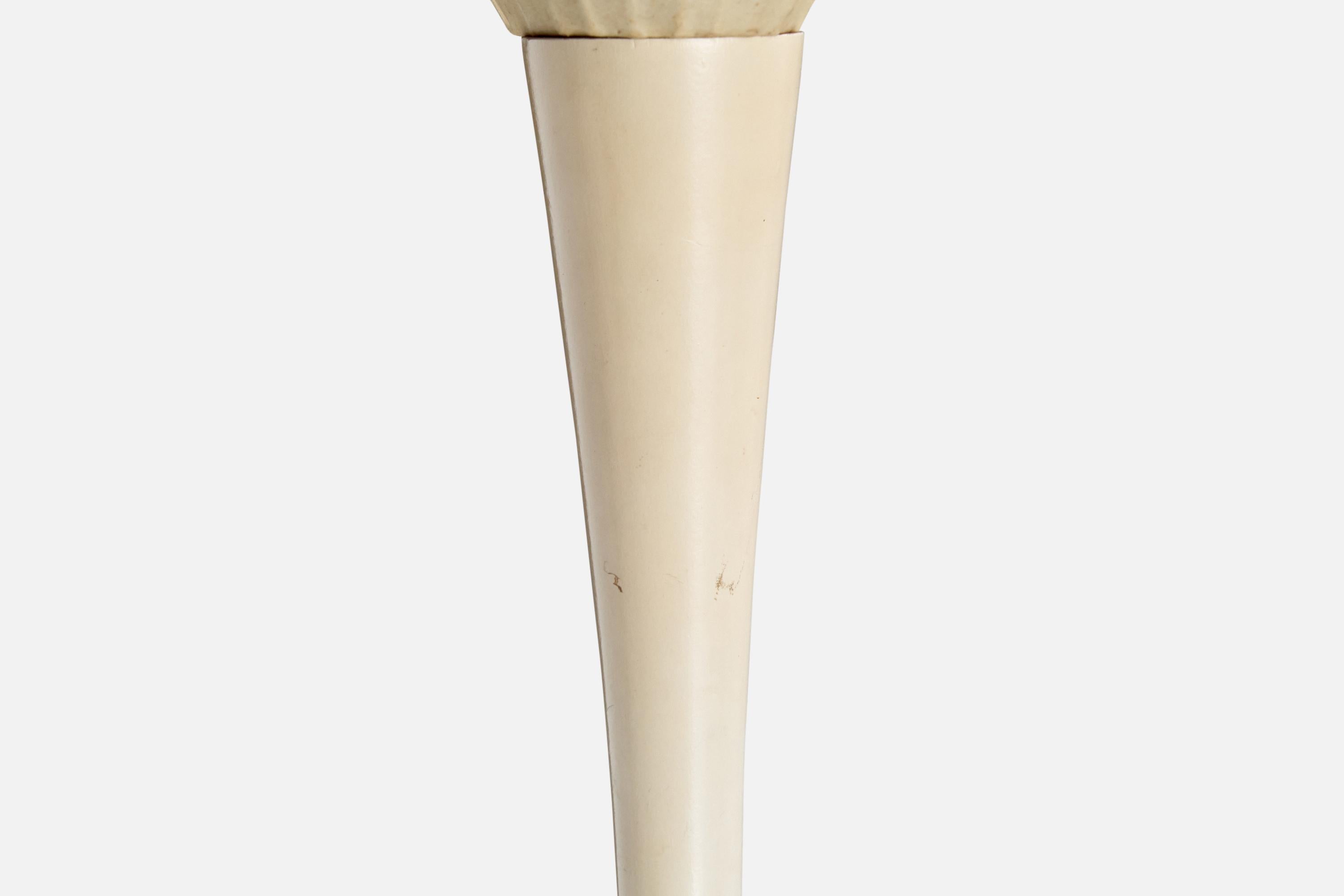 Böhlmarks, lampe de table, Wood, parchemin, Suède, années 1940 en vente 1