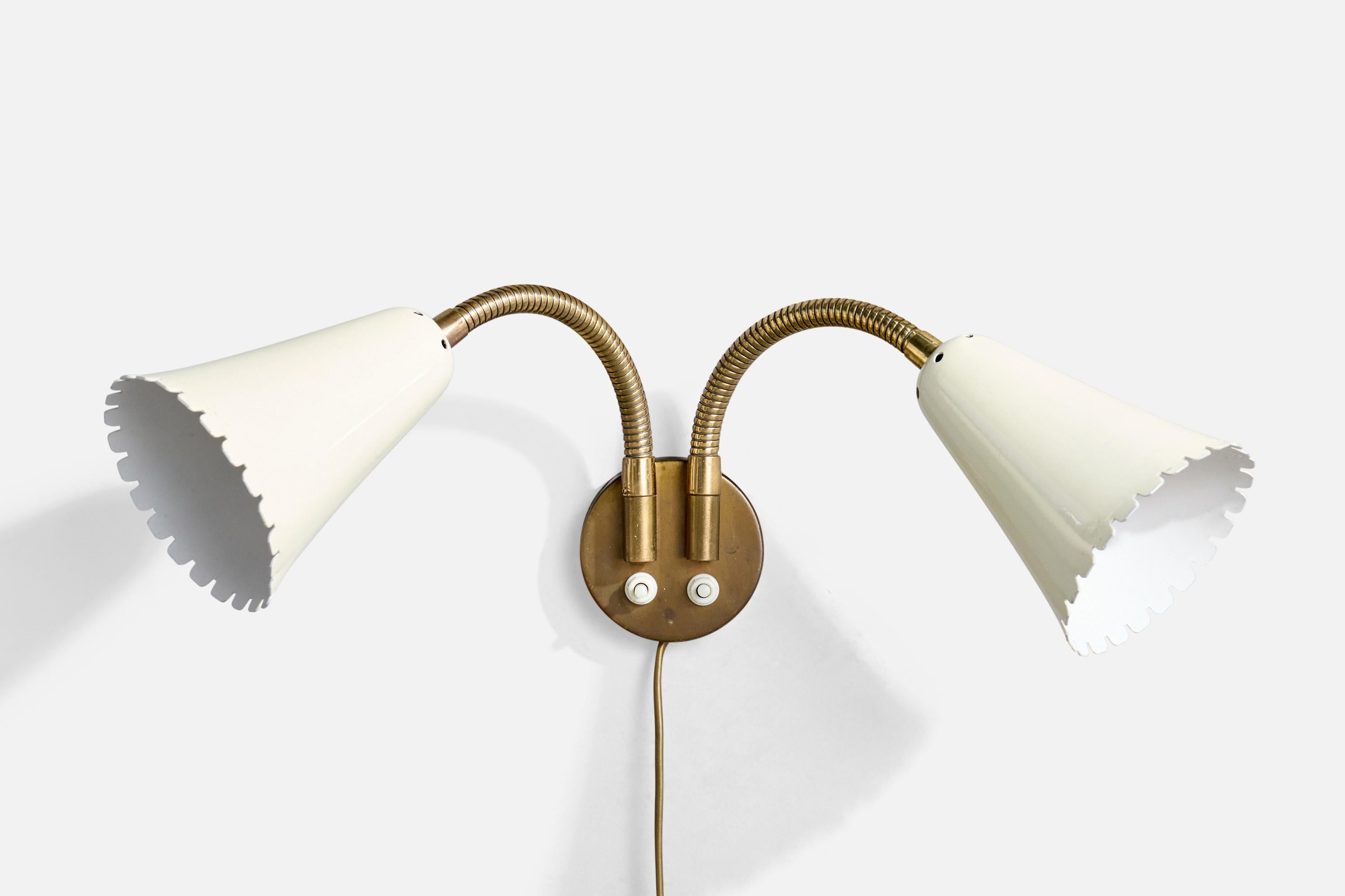 An adjustable brass and white-lacquered metal wall light produced by Böhlmarks, Sweden, c. 1940s.

Overall Dimensions (Inches): 15” H x 12” W x 9.5” D

Back Plate Dimensions (Inches): 3.5” H x 3.5” W x .8” D

Bulb Specifications: E-26

Number of