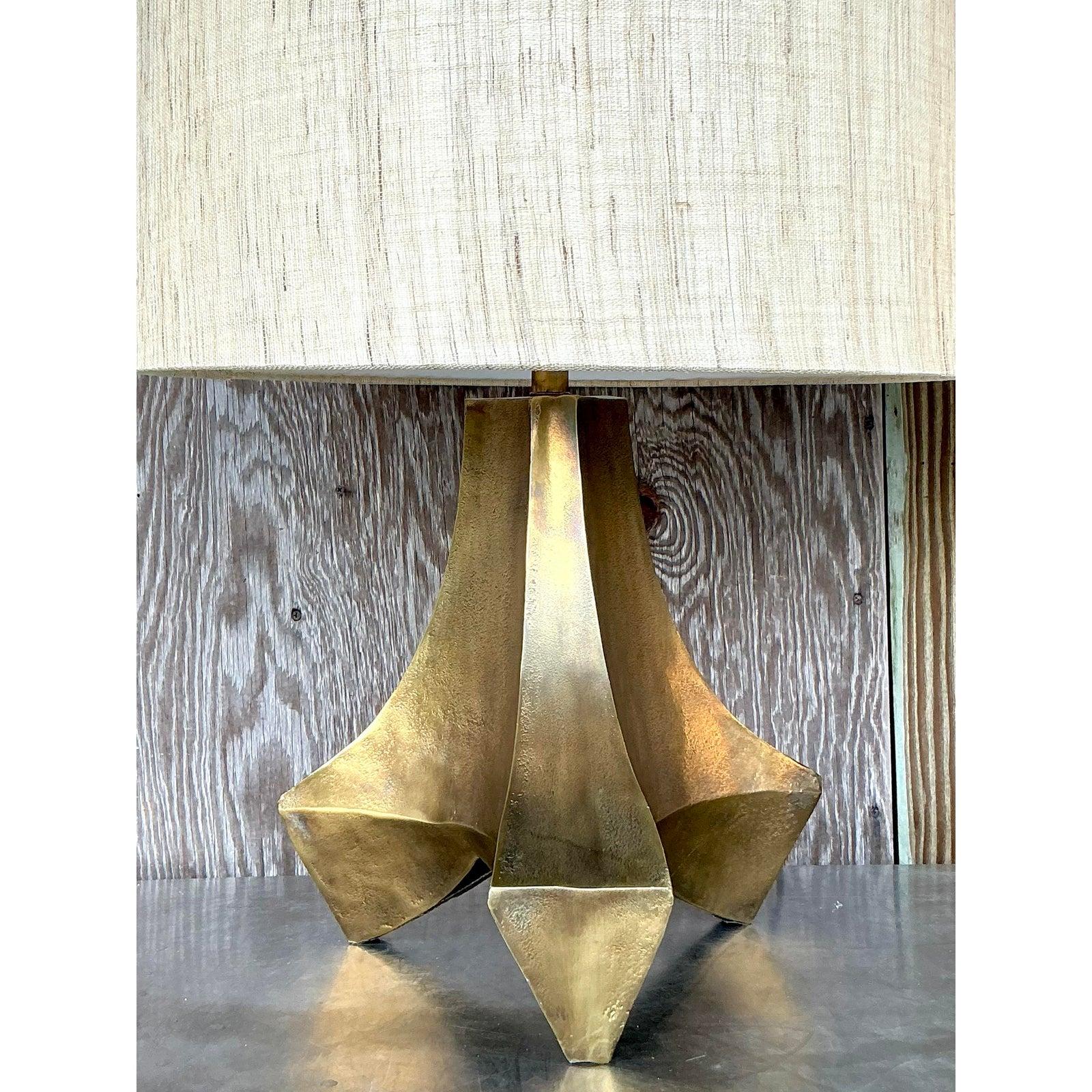 Paire de lampes en métal patiné Boho Arteiors Bon état - En vente à West Palm Beach, FL
