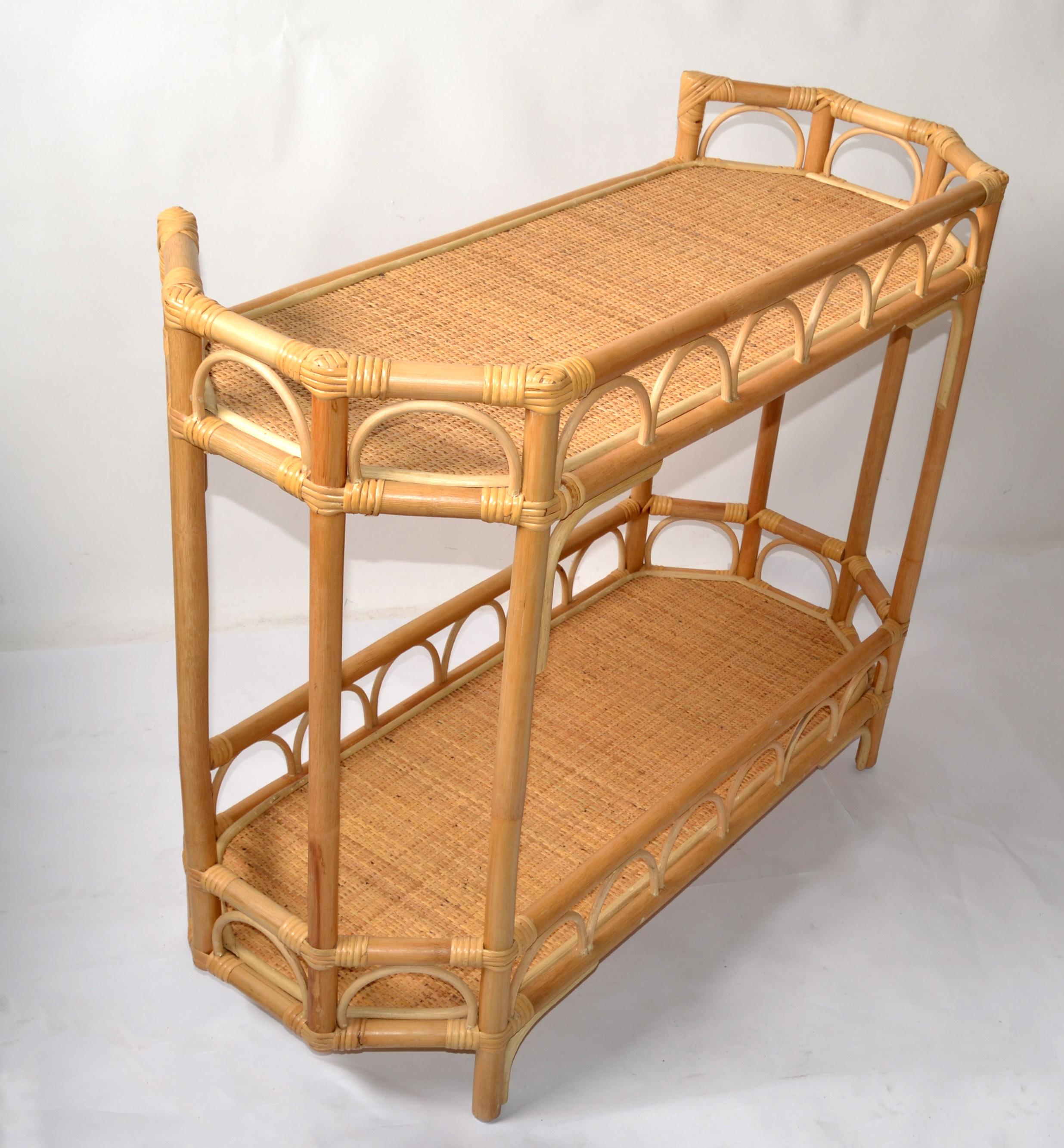 Boho Chic 2 Tier Bent Bamboo & Cane handwoven Top Kitchen Dry Bar Console Table In Good Condition For Sale In Miami, FL