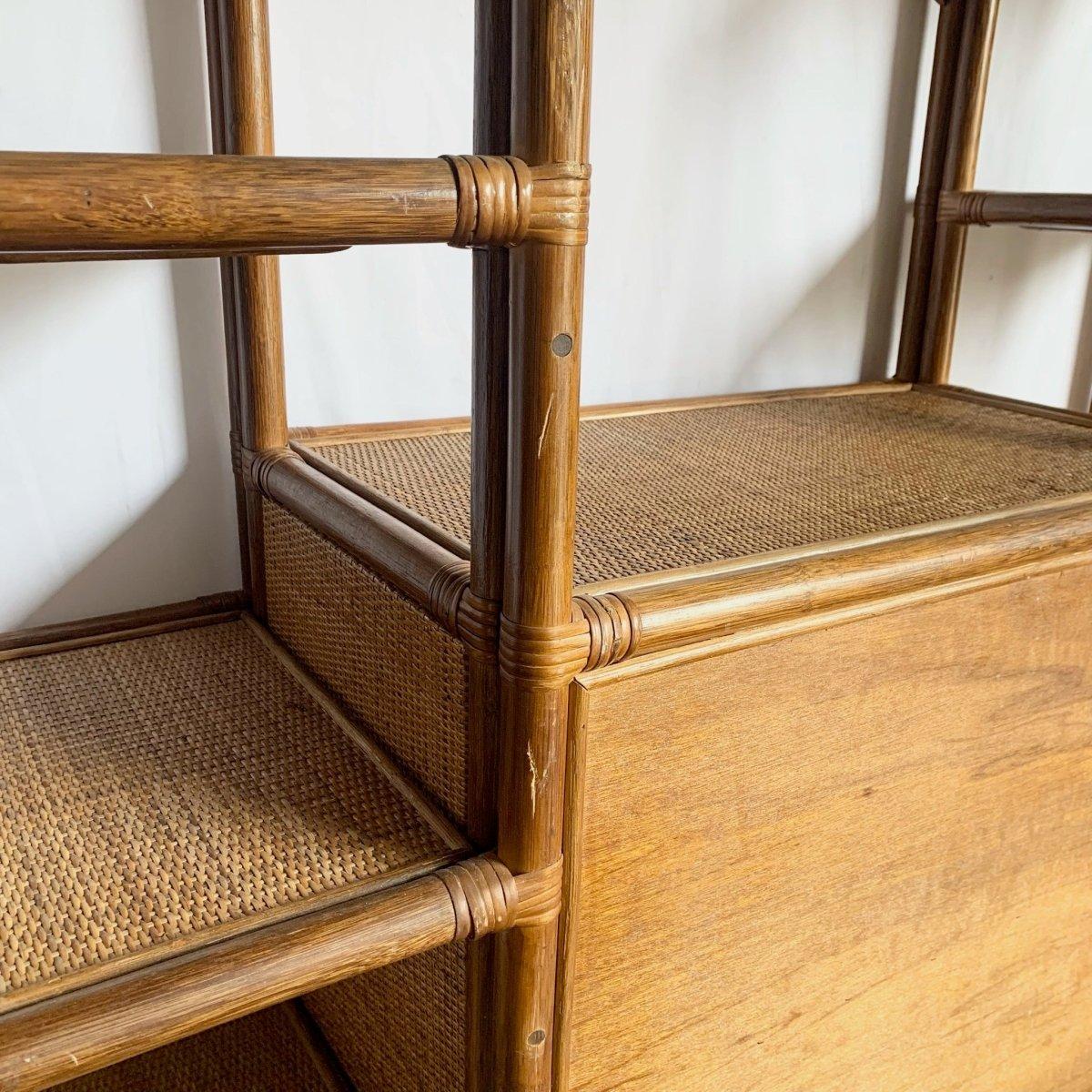 Boho Chic Arch Top Rattan Etagere (Philippinisch) im Angebot