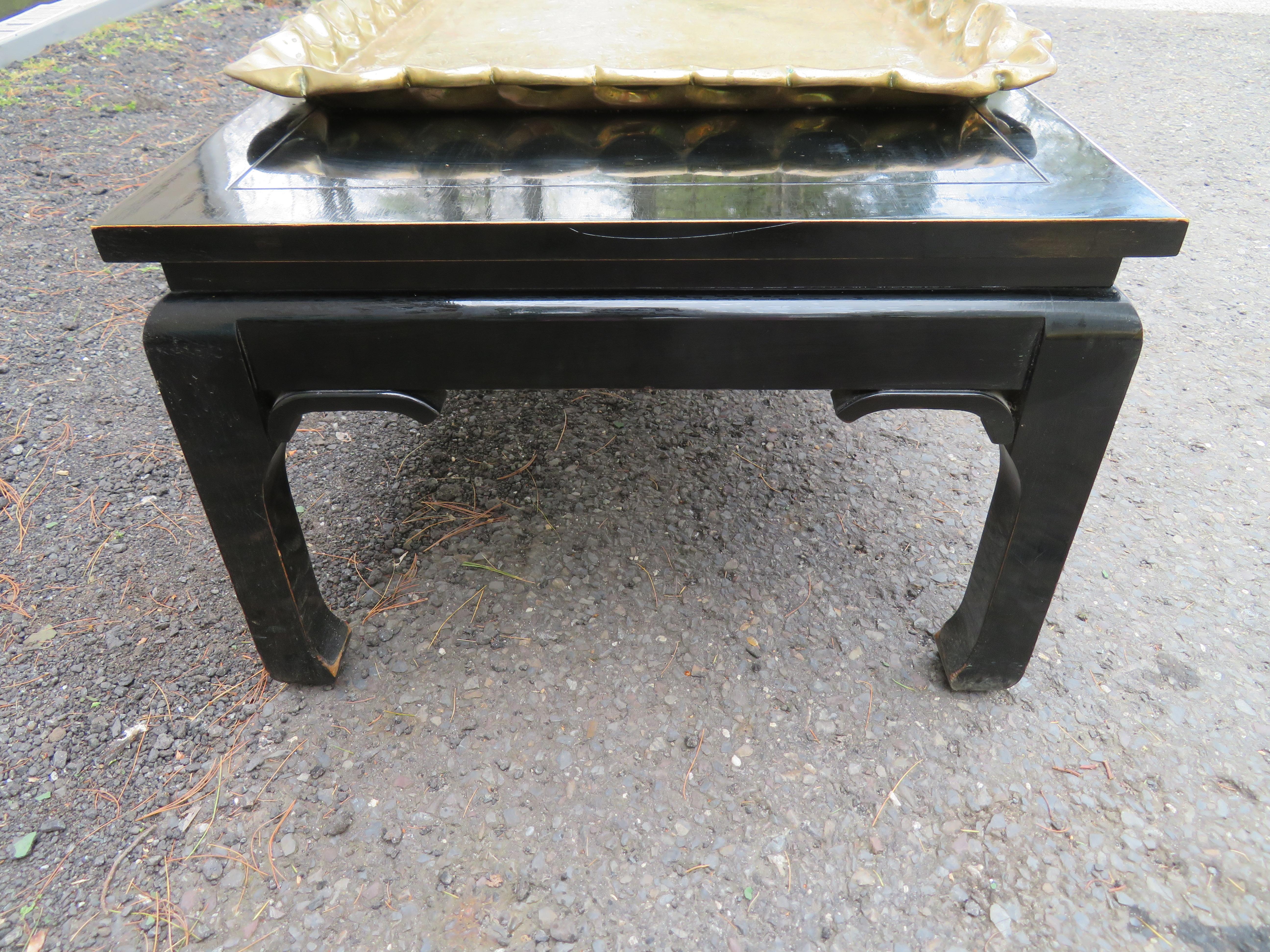 Lacquered Boho Chic Asian Style Rectangular Coffee Table Attached Brass Tray Chinoiserie For Sale