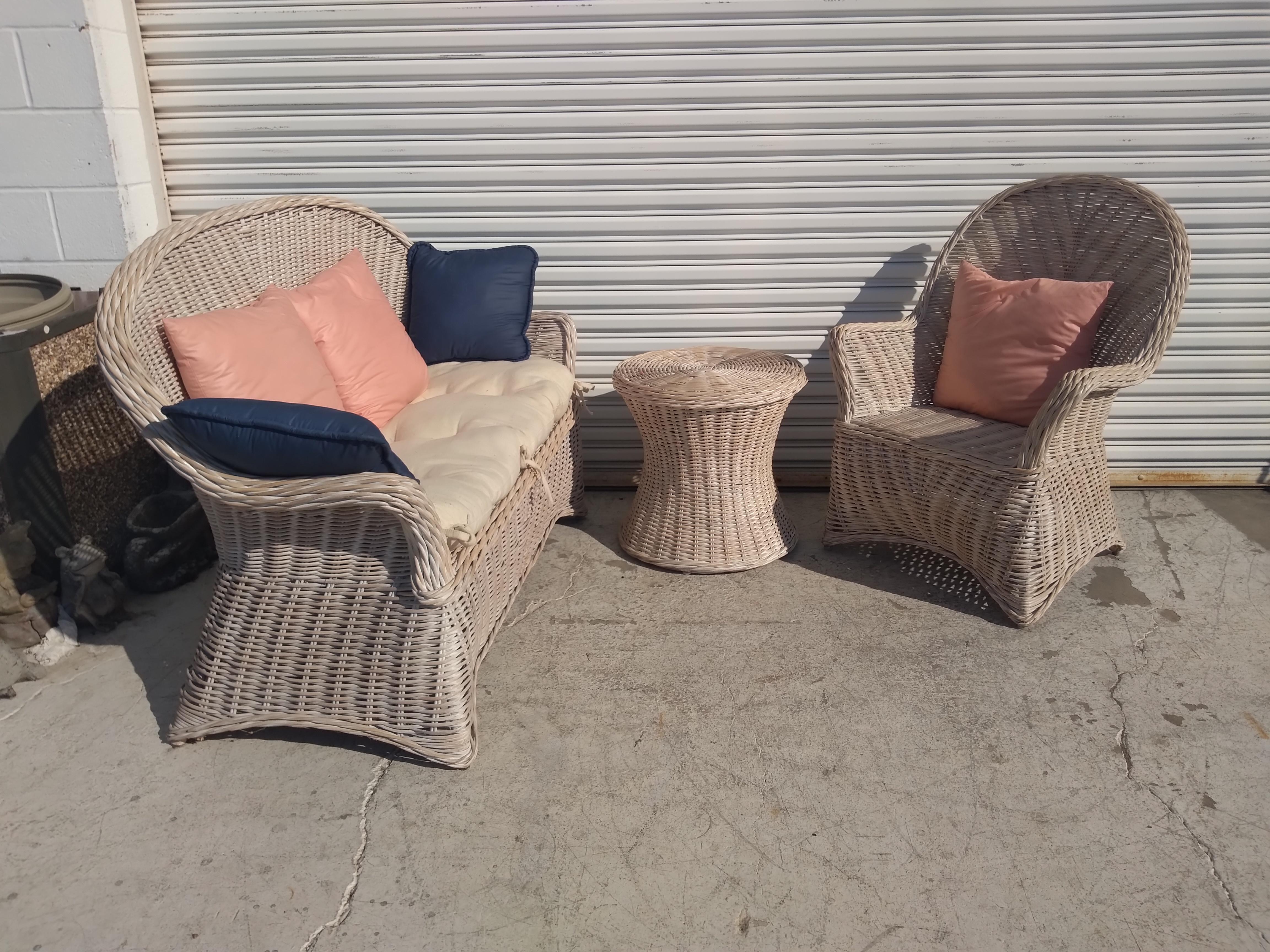 Sofá boho chic de bambú y ratán en venta 1
