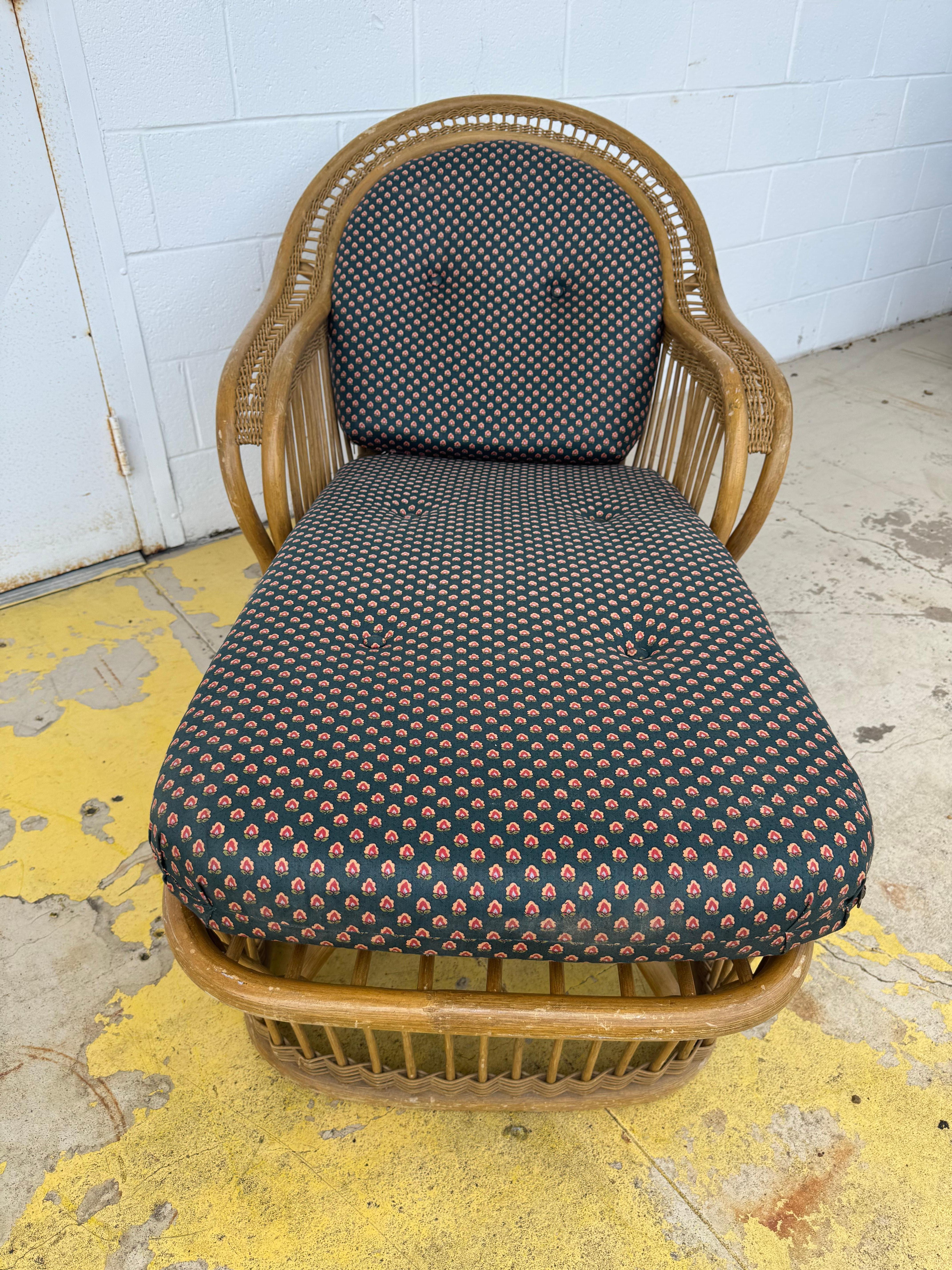 Bohémien Chaise Lounge imbottita in vimini e bambù Boho Chic in vendita