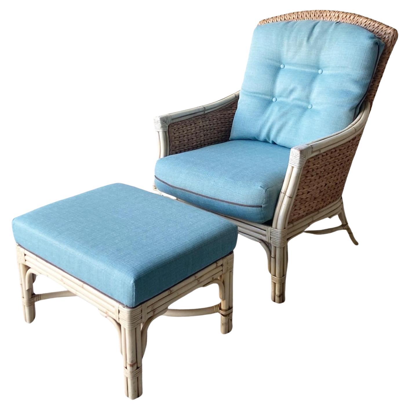 Fauteuil de salon bohème chic en bambou et rotin de mer avec pouf