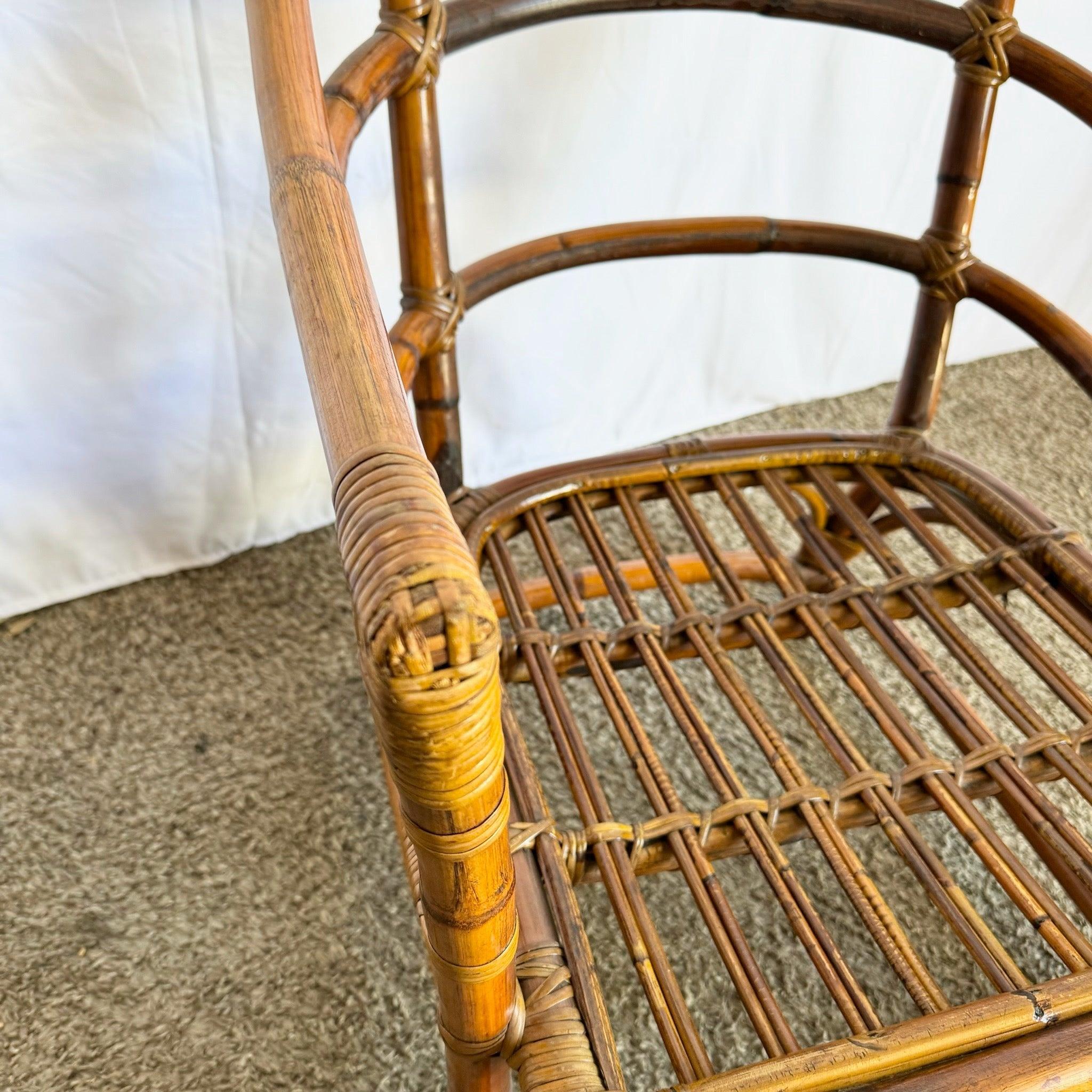 Rotin Chaise longue en bambou et rotin Boho Chic en vente