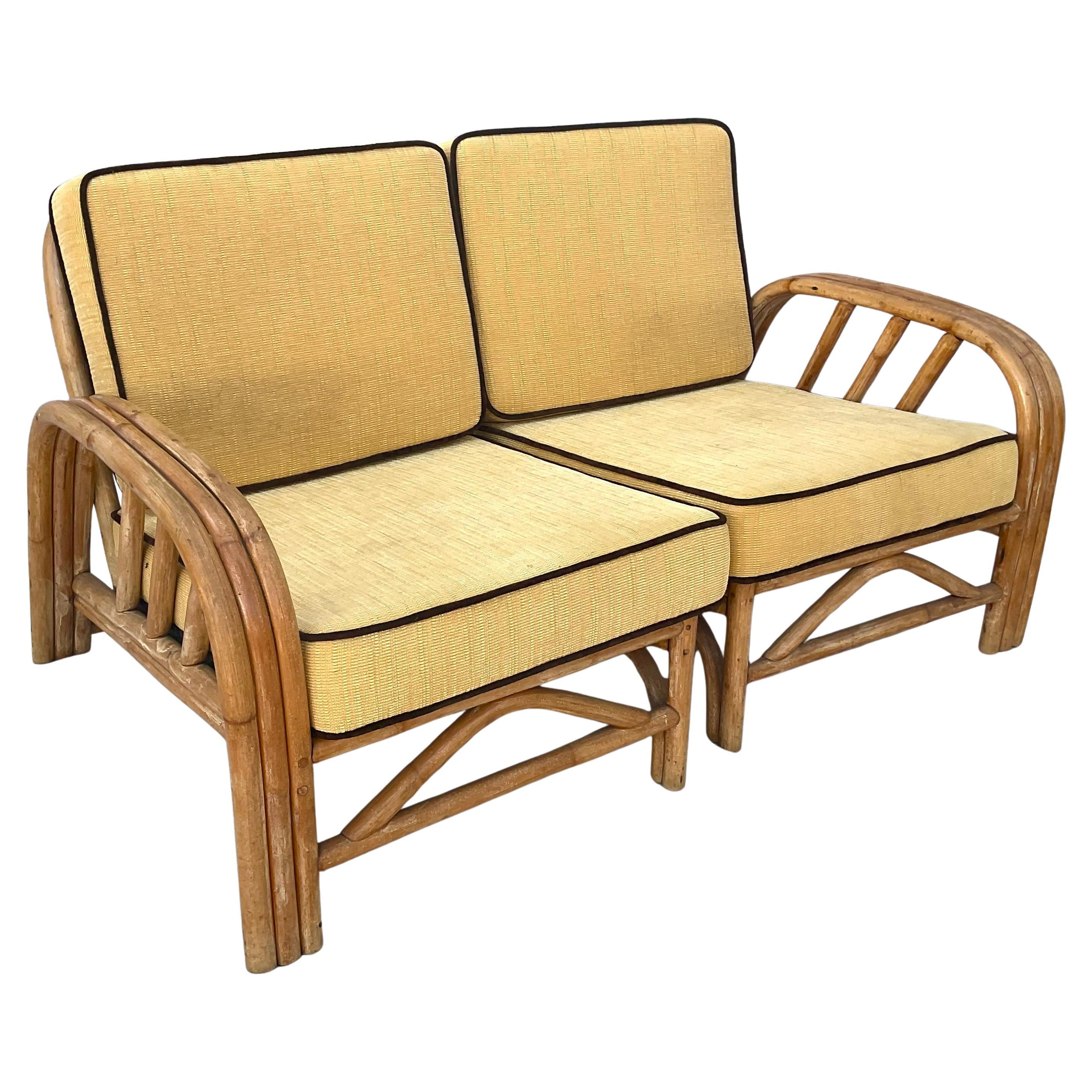 Loveseat de ratán de bambú de mediados de siglo Boho Chic en venta 1