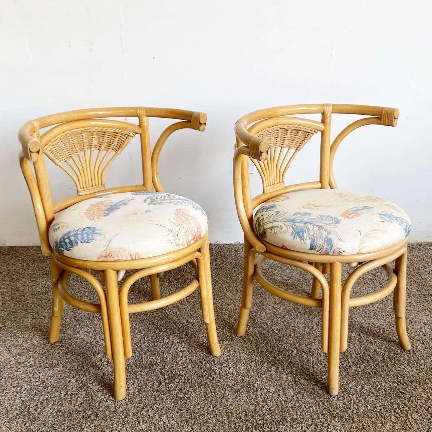 Ensemble de salle à manger gigogne en bambou et rotin Boho Chic - 3 pièces en vente 1