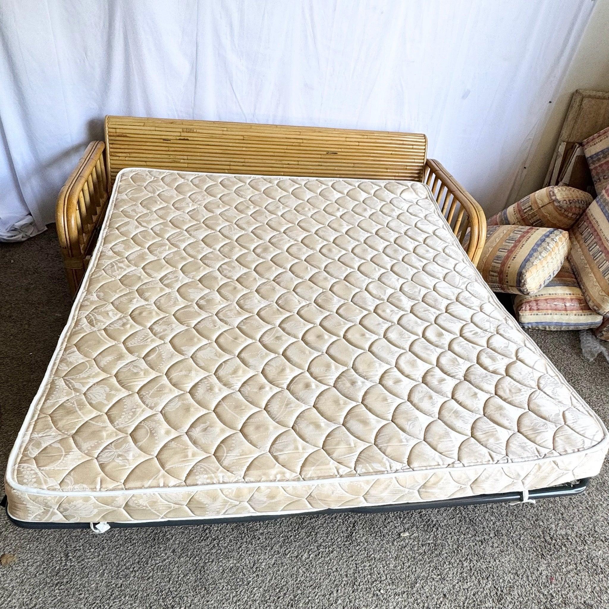 Boho Chic Bamboo Rattan Sofa With Queen Pull Out Bed and Mattress In Good Condition For Sale In Delray Beach, FL