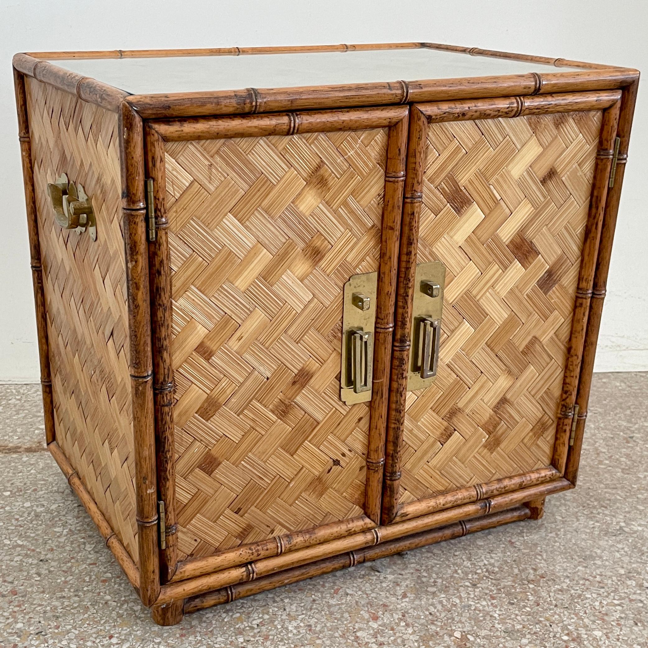 Boho Chic Bamboo Side Table Two-Door Cabinet with Glass Top In Good Condition In Los Angeles, CA