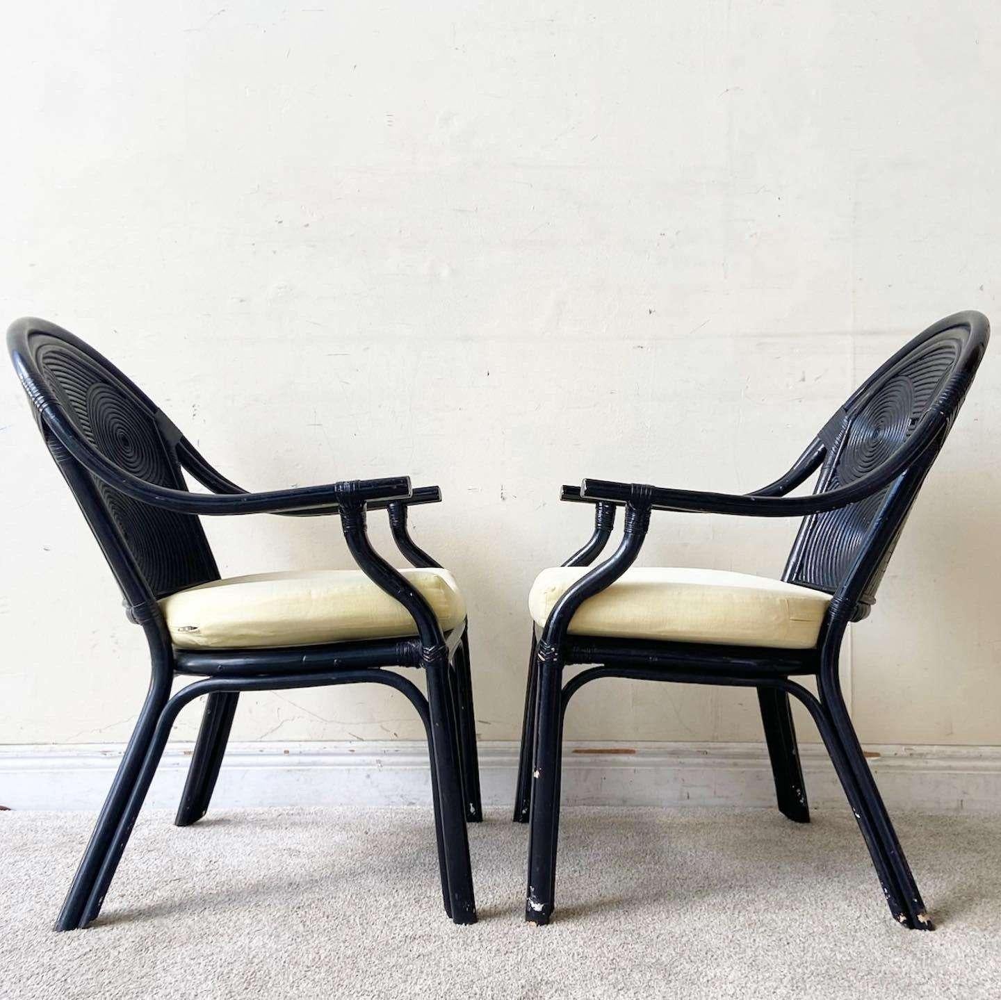 Bohème Paire de fauteuils Boho Chic en roseau noir - une paire