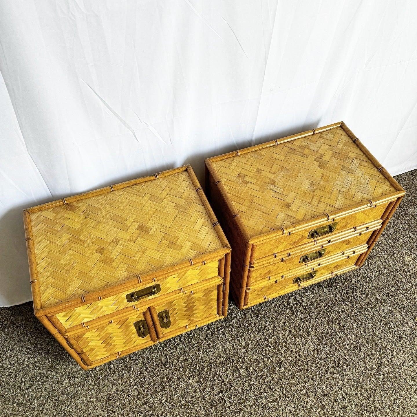 Taïwanais Tables de nuit/tables d'appoint Boho Chic en faux bambou et chevrons - Lot de 2 en vente